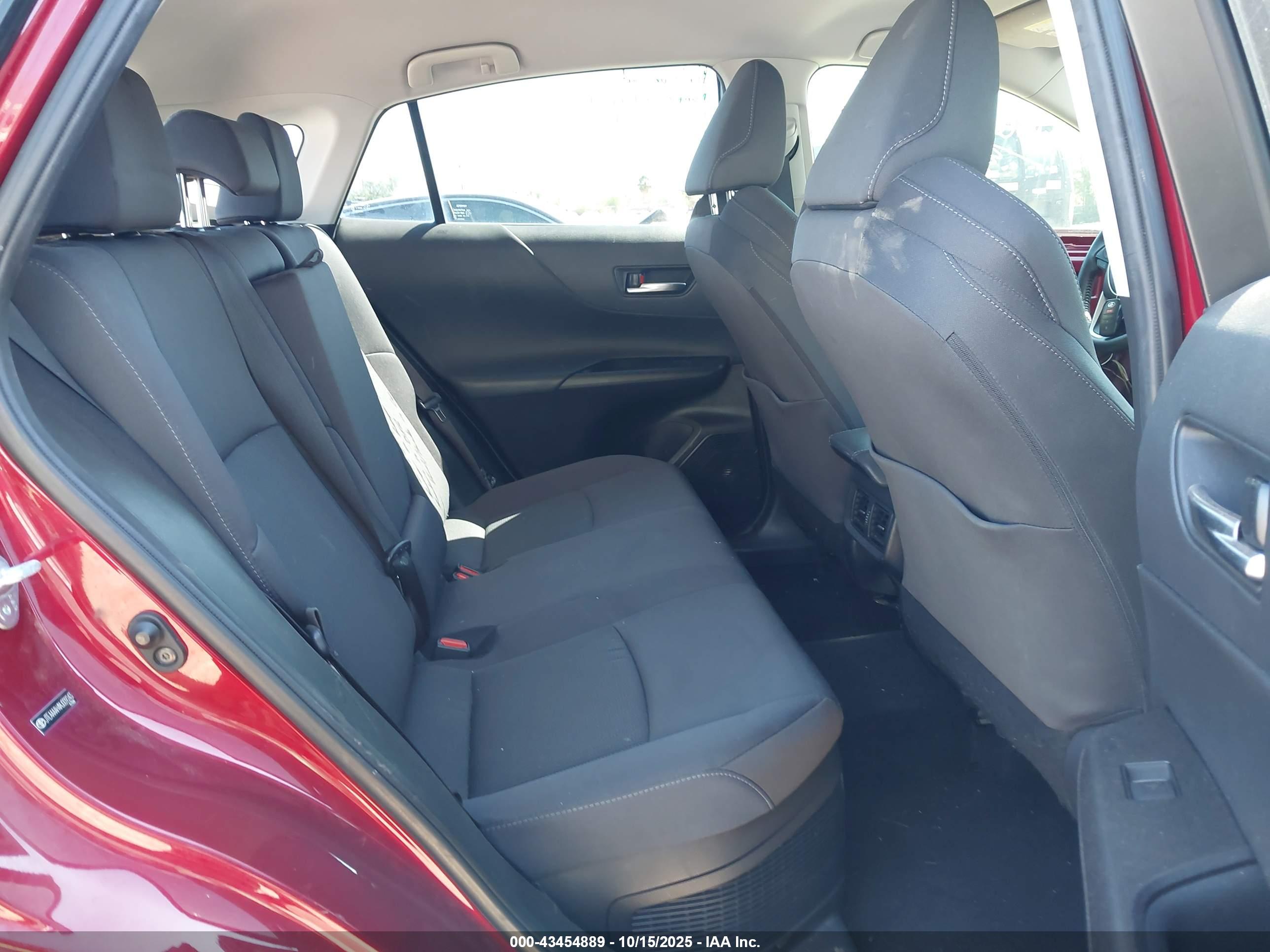 TOYOTA VENZA image 8