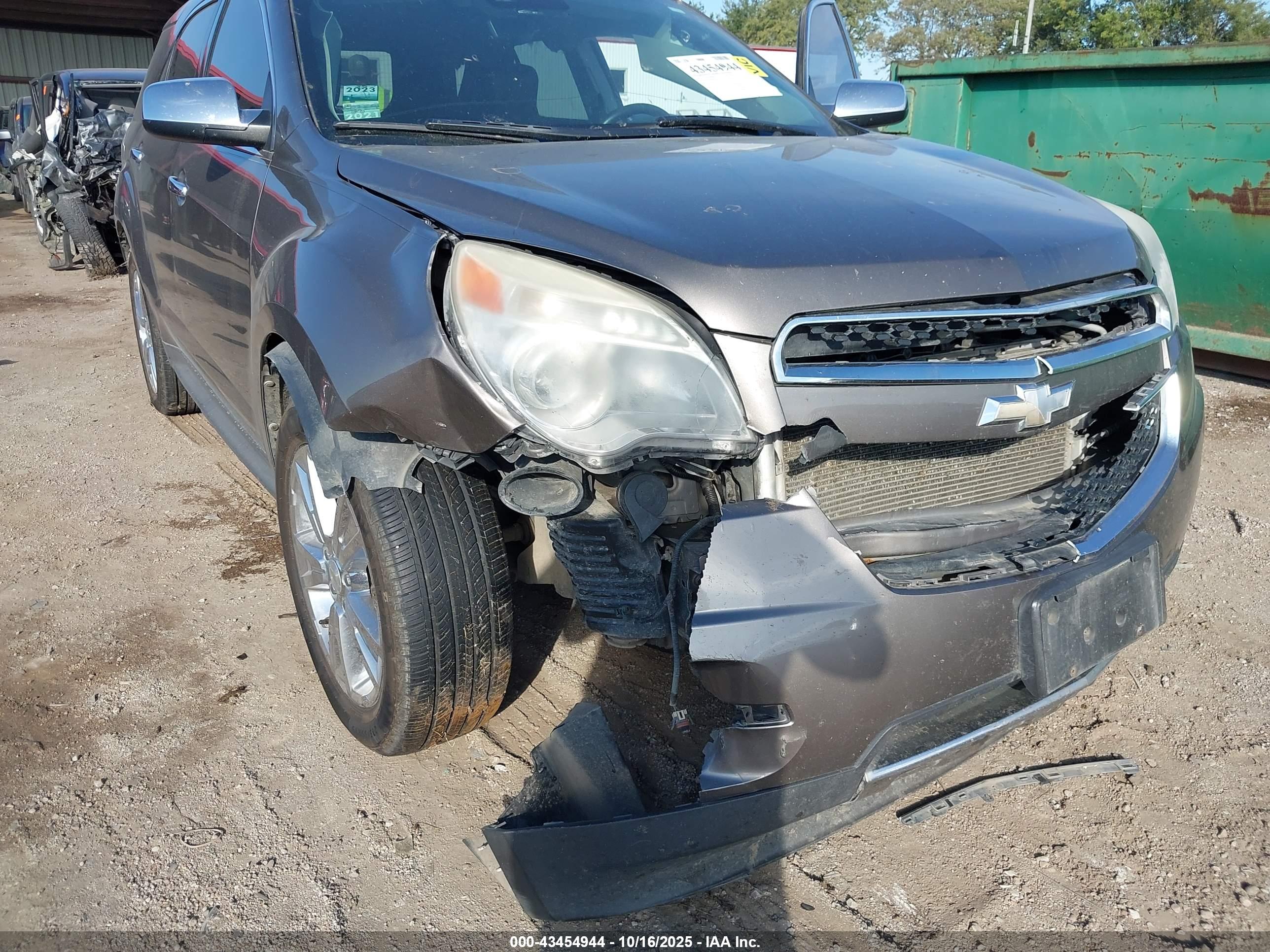 CHEVROLET EQUINOX image 6