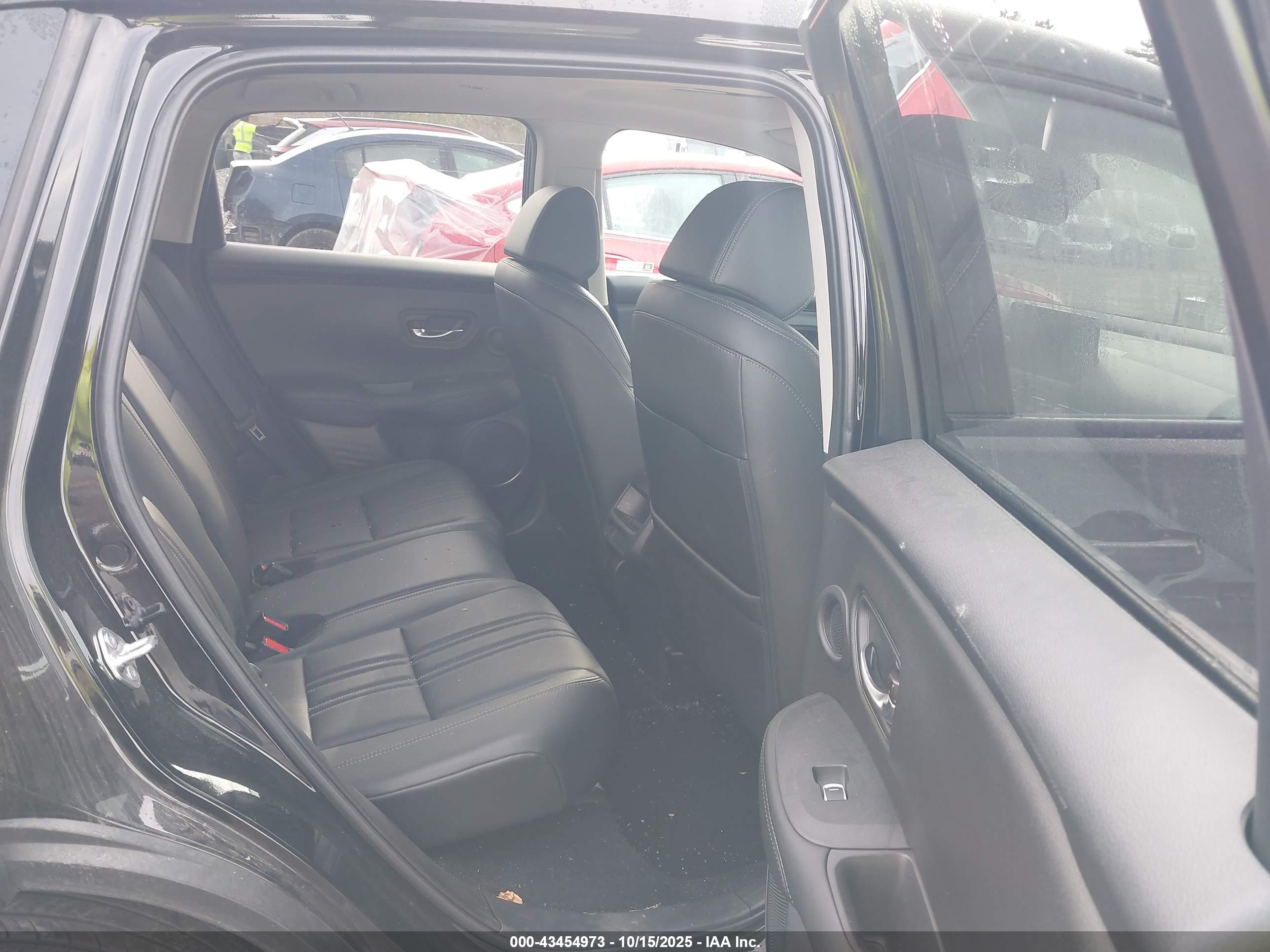 HONDA HR-V image 8