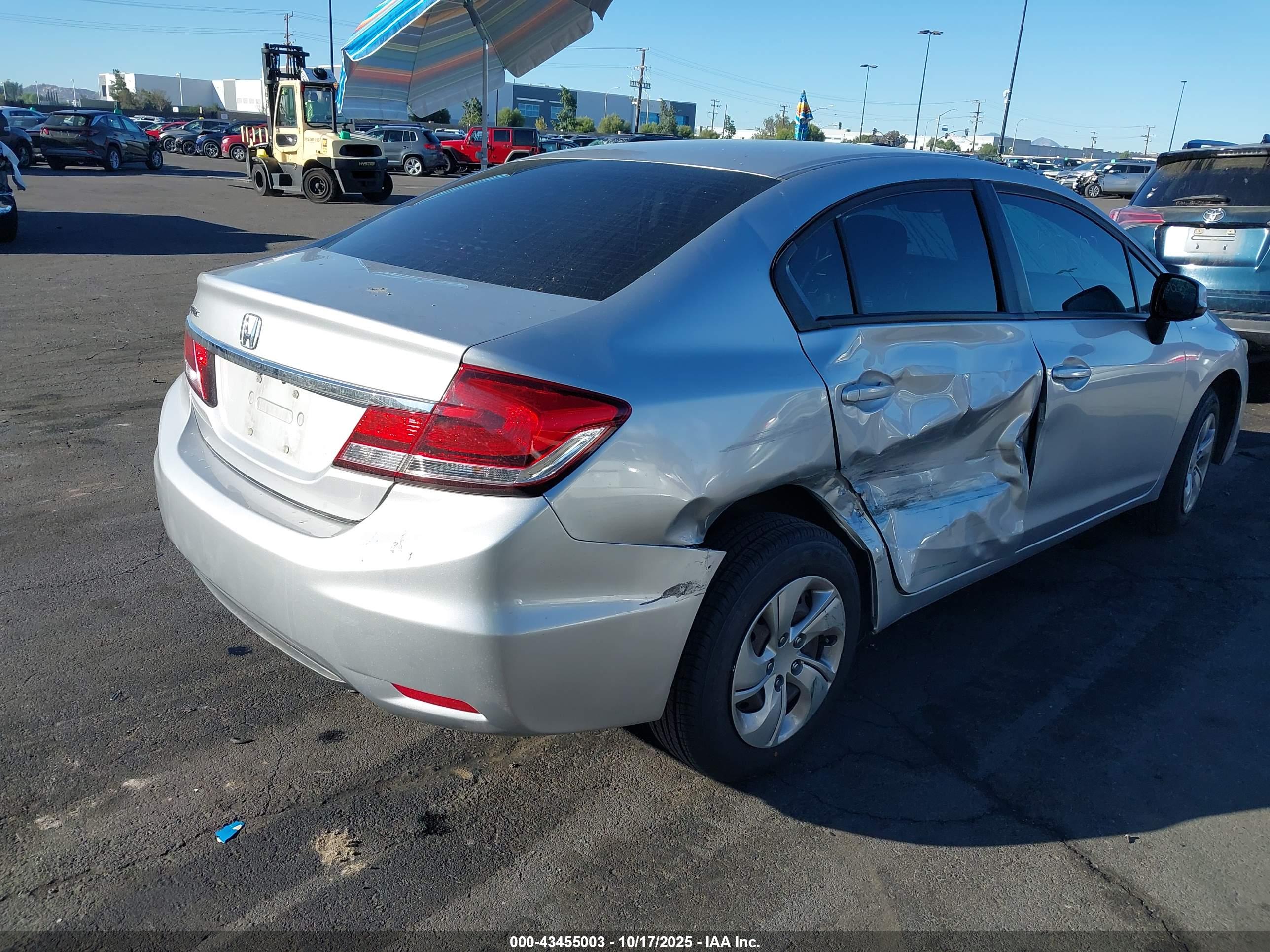 HONDA CIVIC image 4
