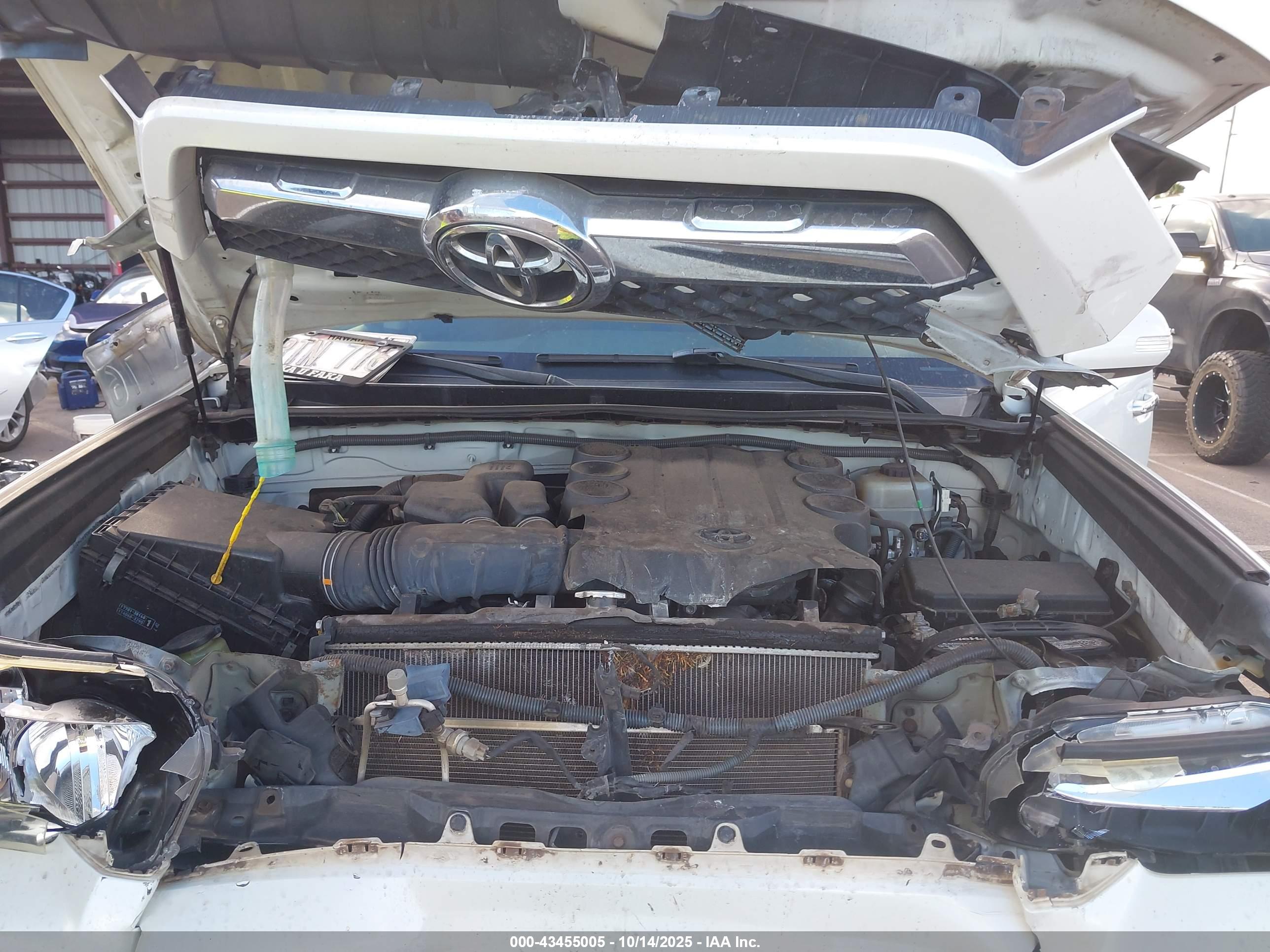 TOYOTA 4RUNNER image 10