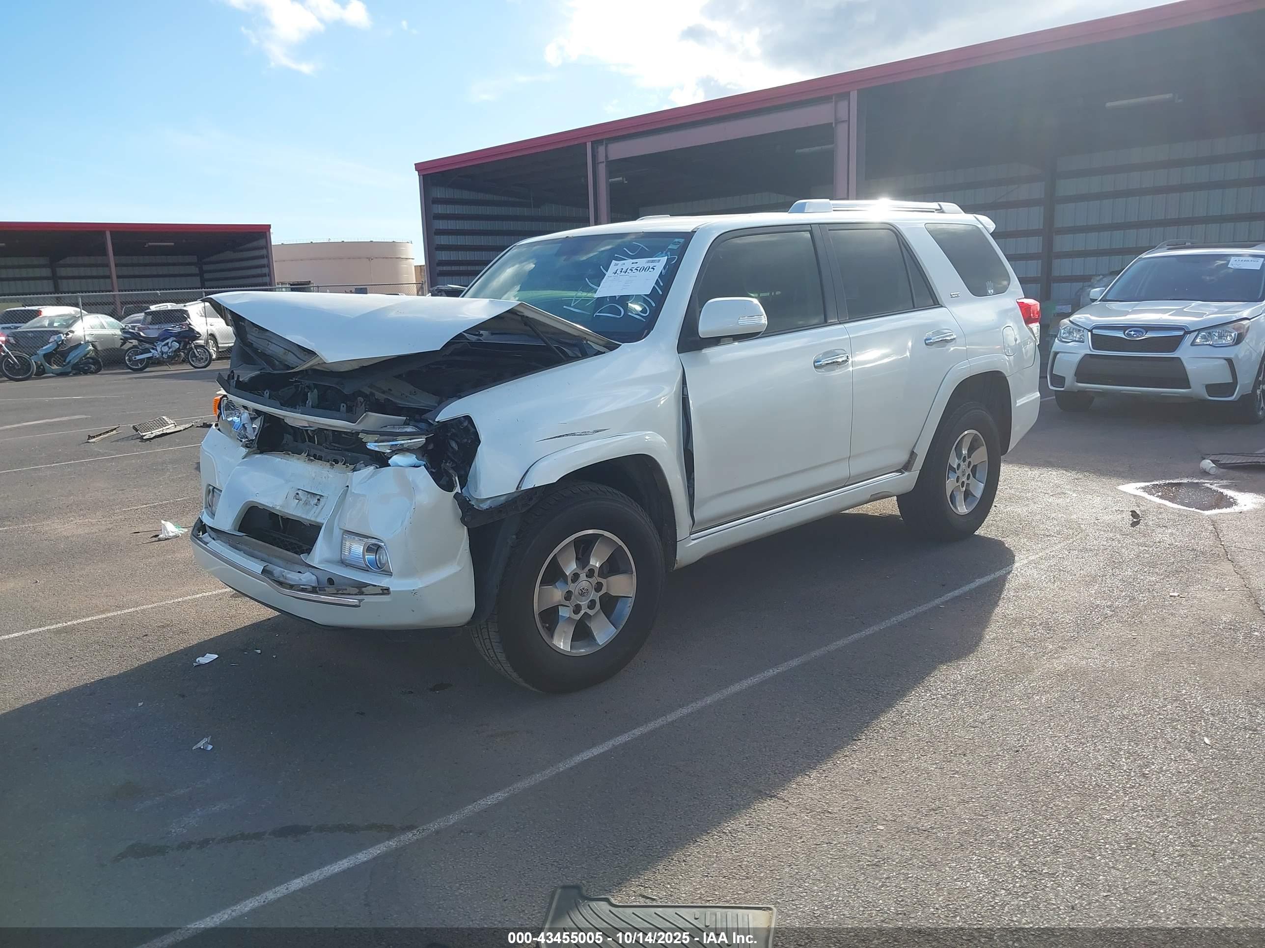 TOYOTA 4RUNNER image 2