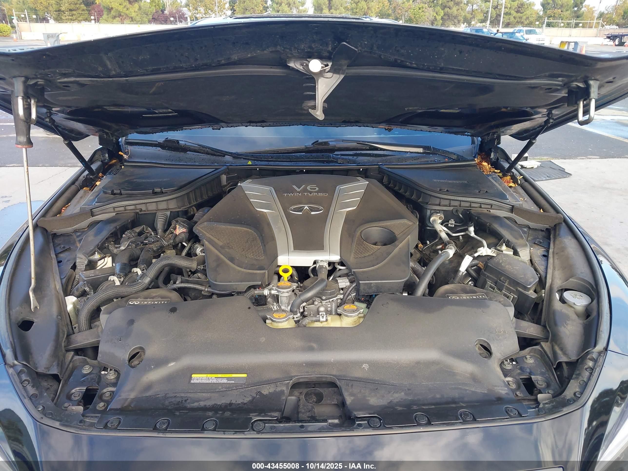 INFINITI Q50 image 10