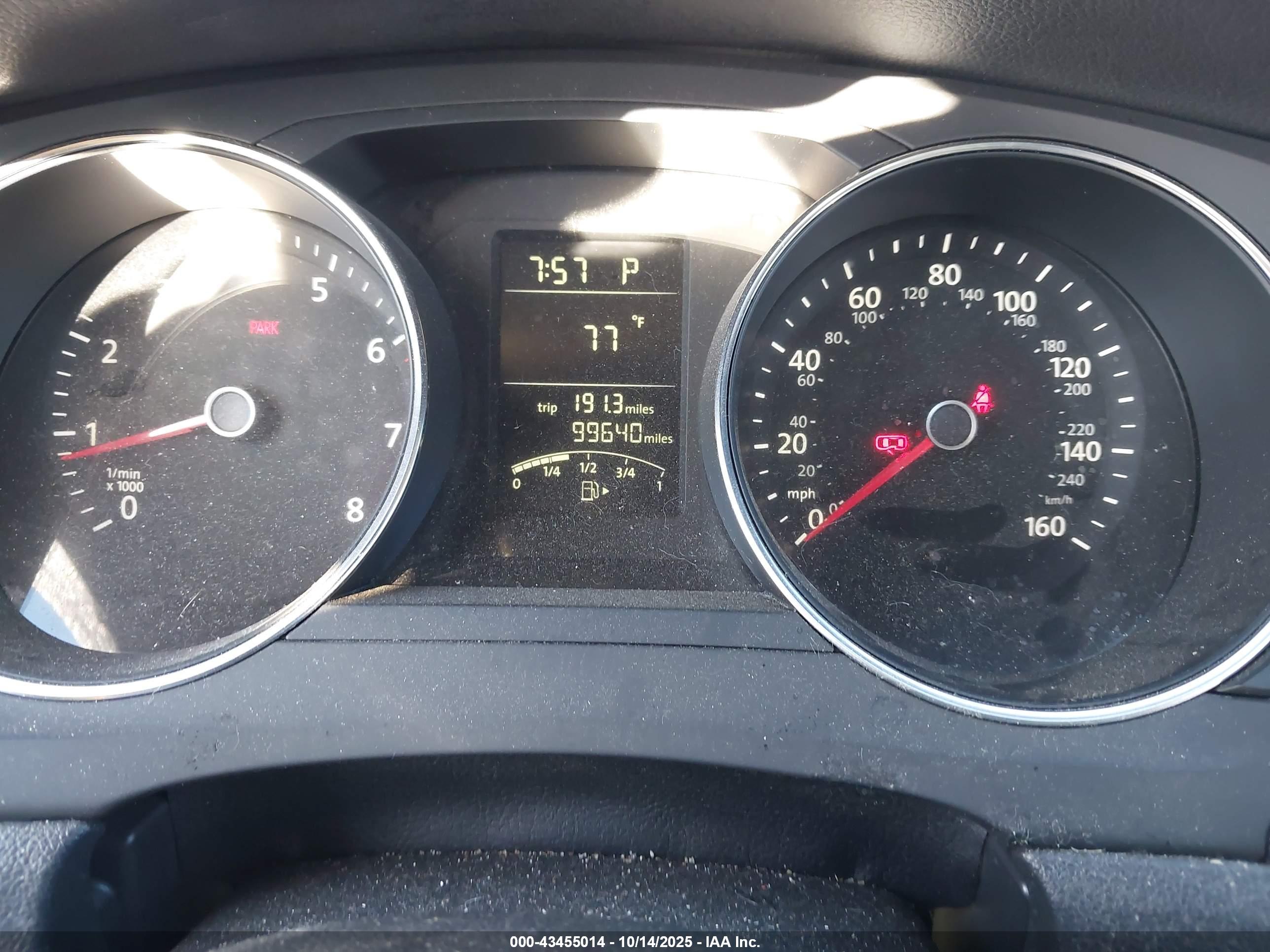 VOLKSWAGEN JETTA image 7
