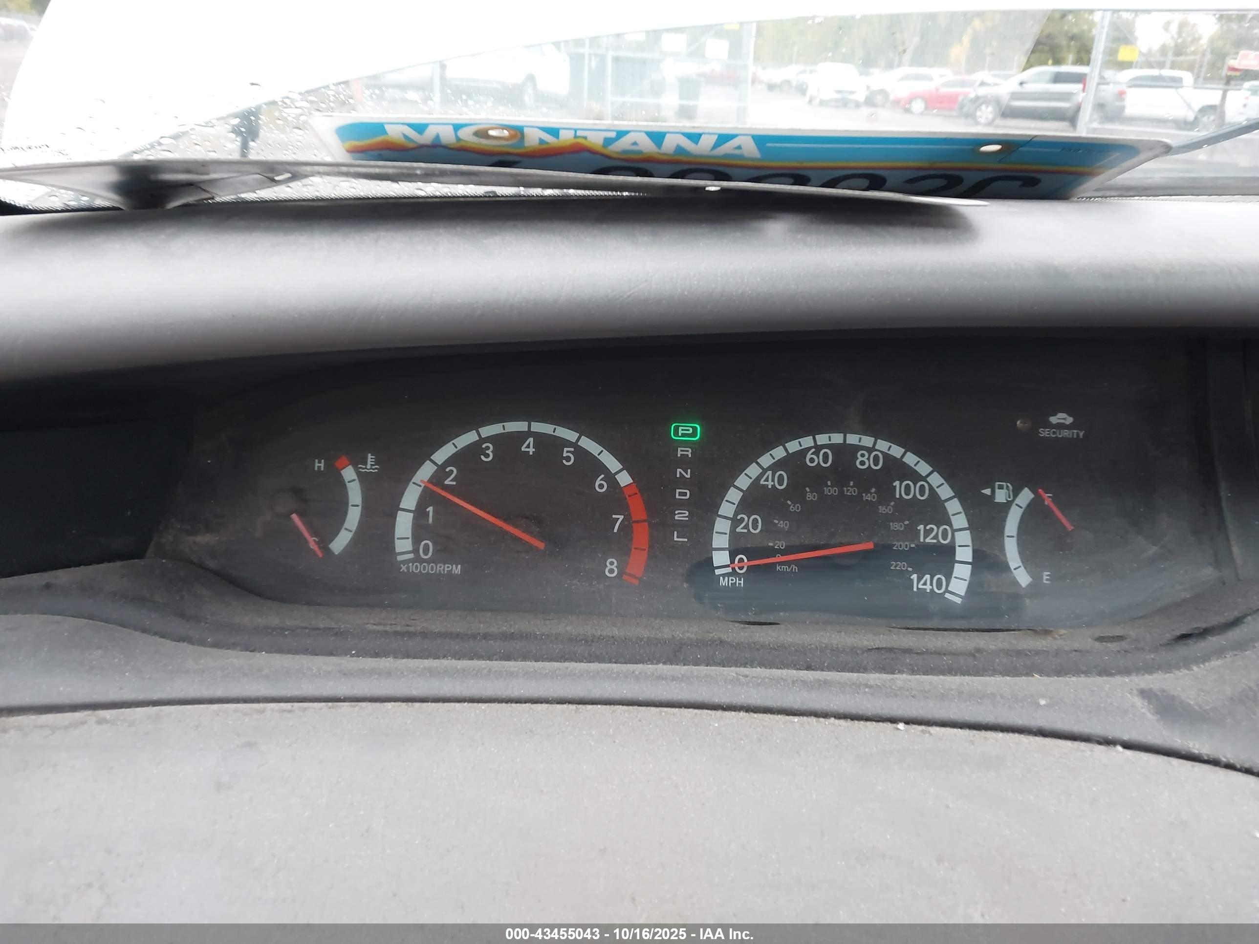 TOYOTA AVALON image 7