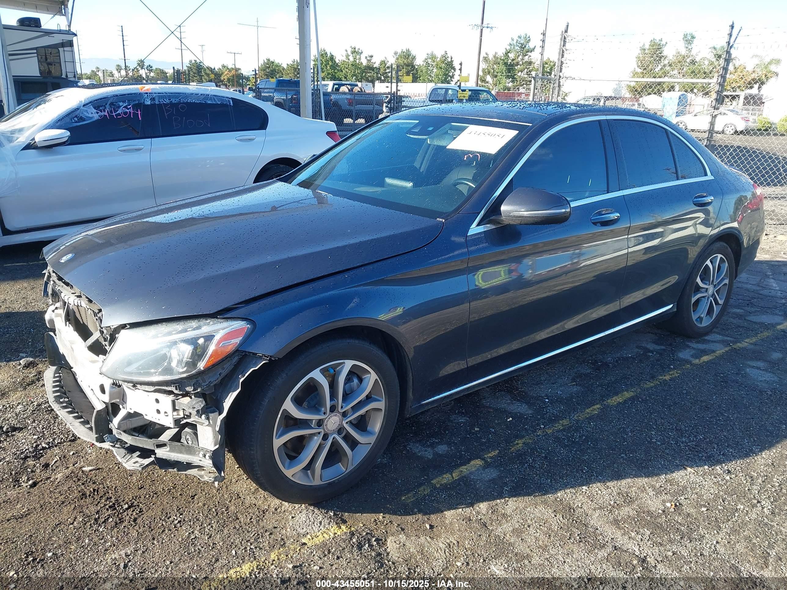 MERCEDES-BENZ C image 2