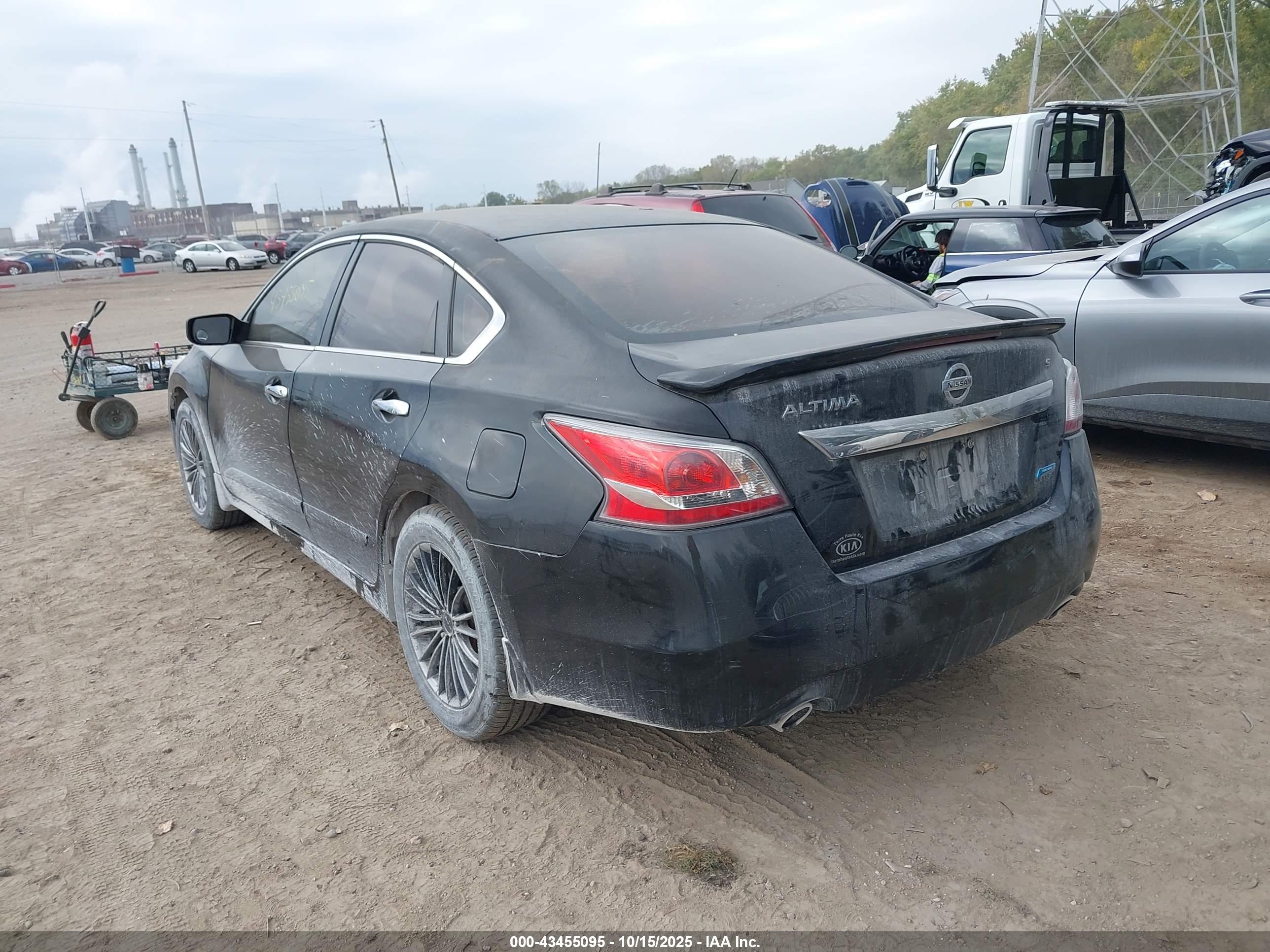 NISSAN ALTIMA image 3