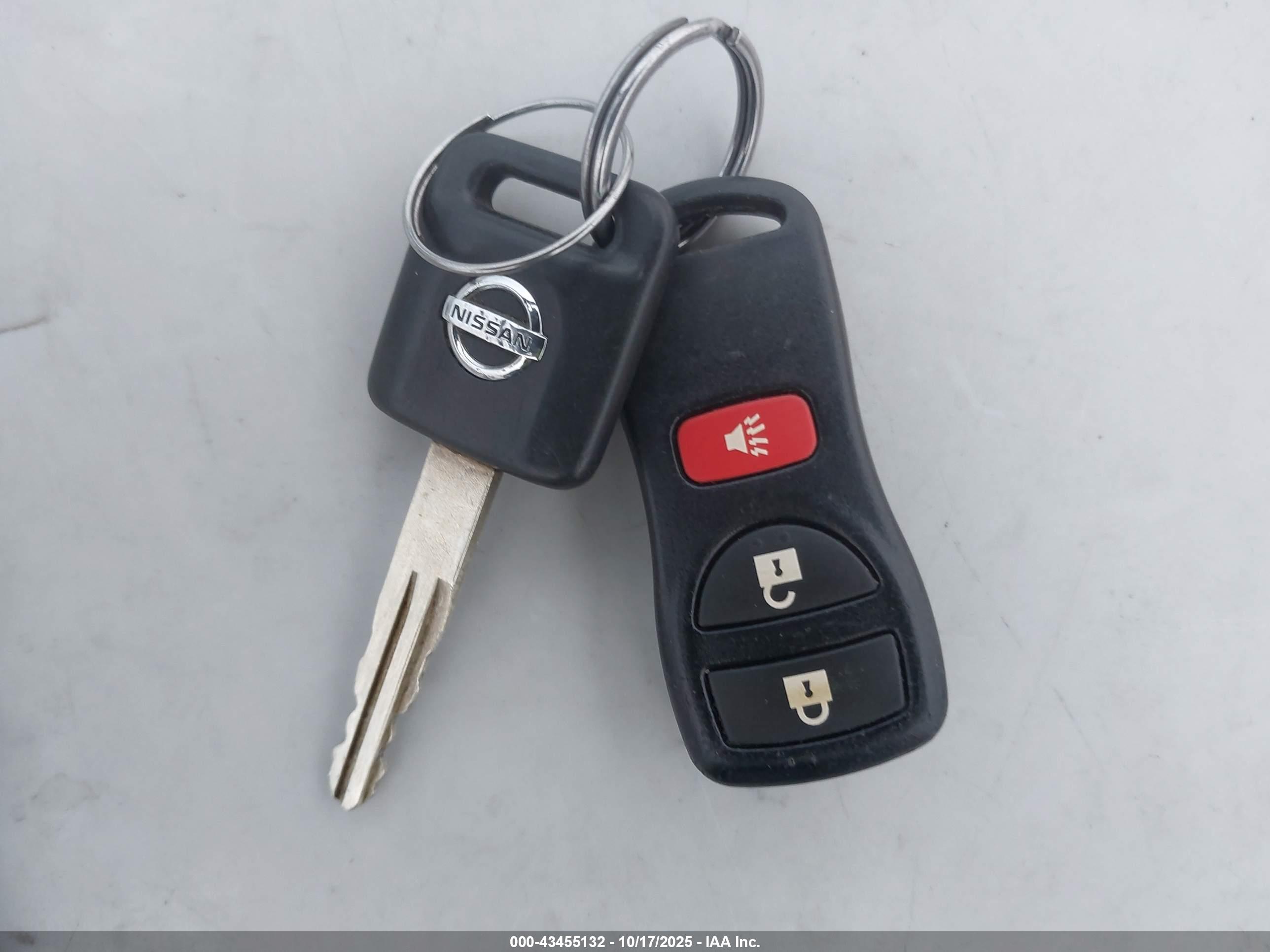 NISSAN FRONTIER image 11
