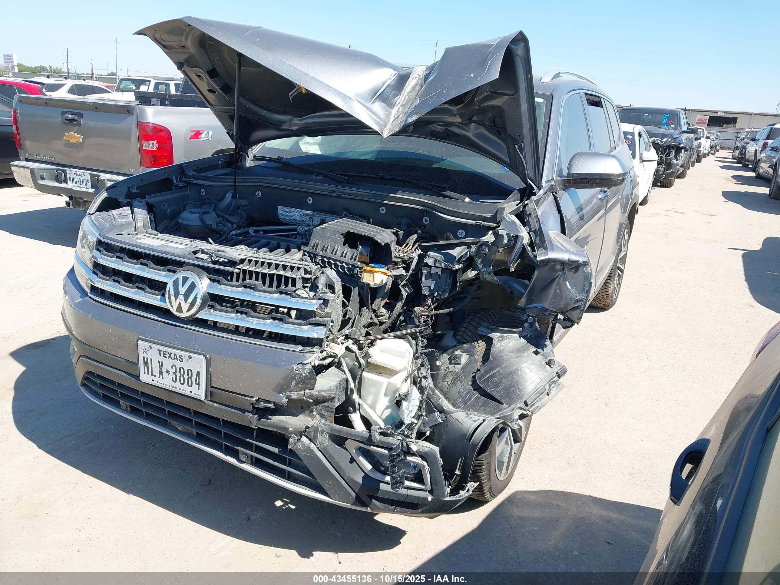 VOLKSWAGEN ATLAS image 2