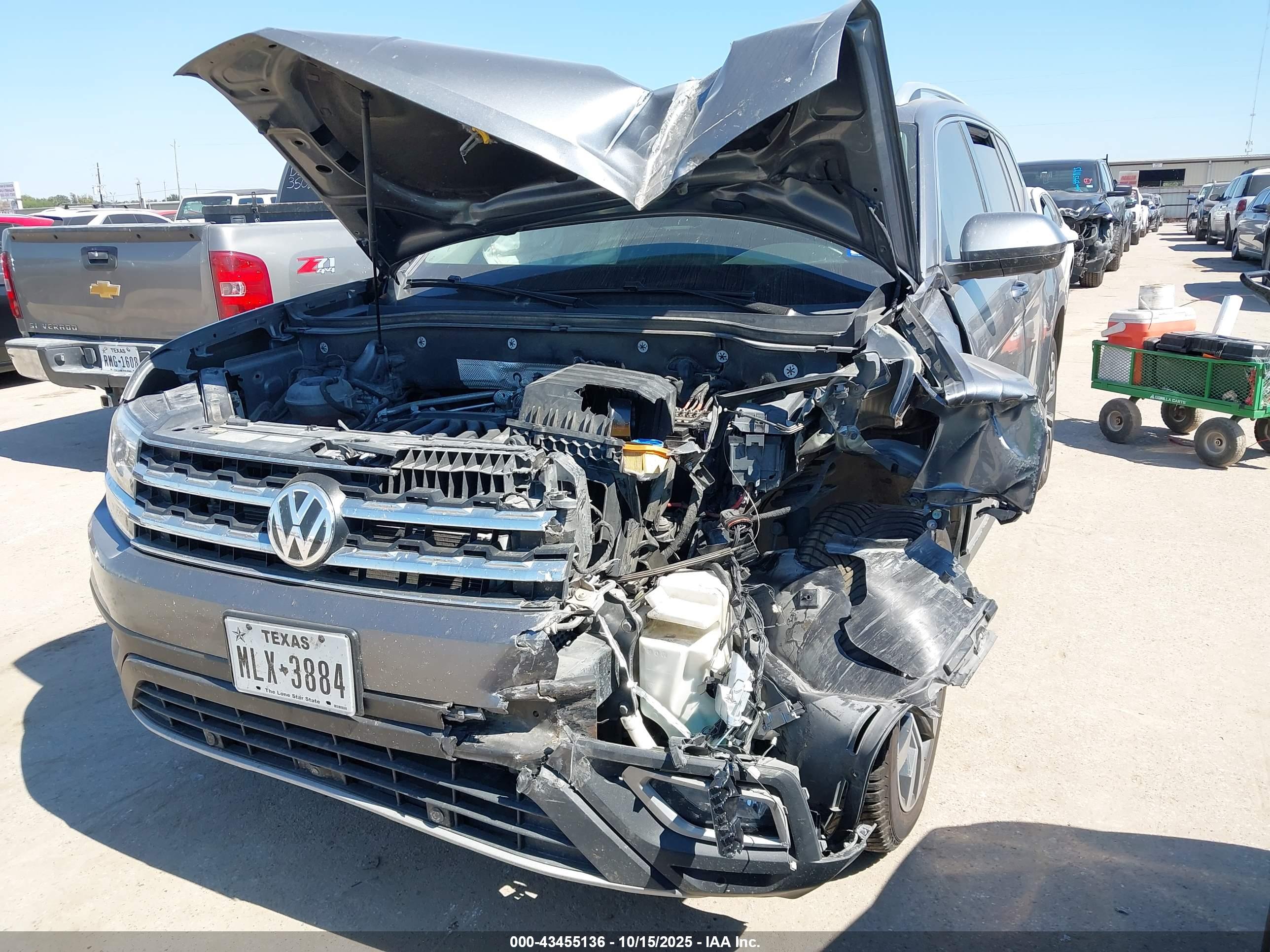 VOLKSWAGEN ATLAS image 6