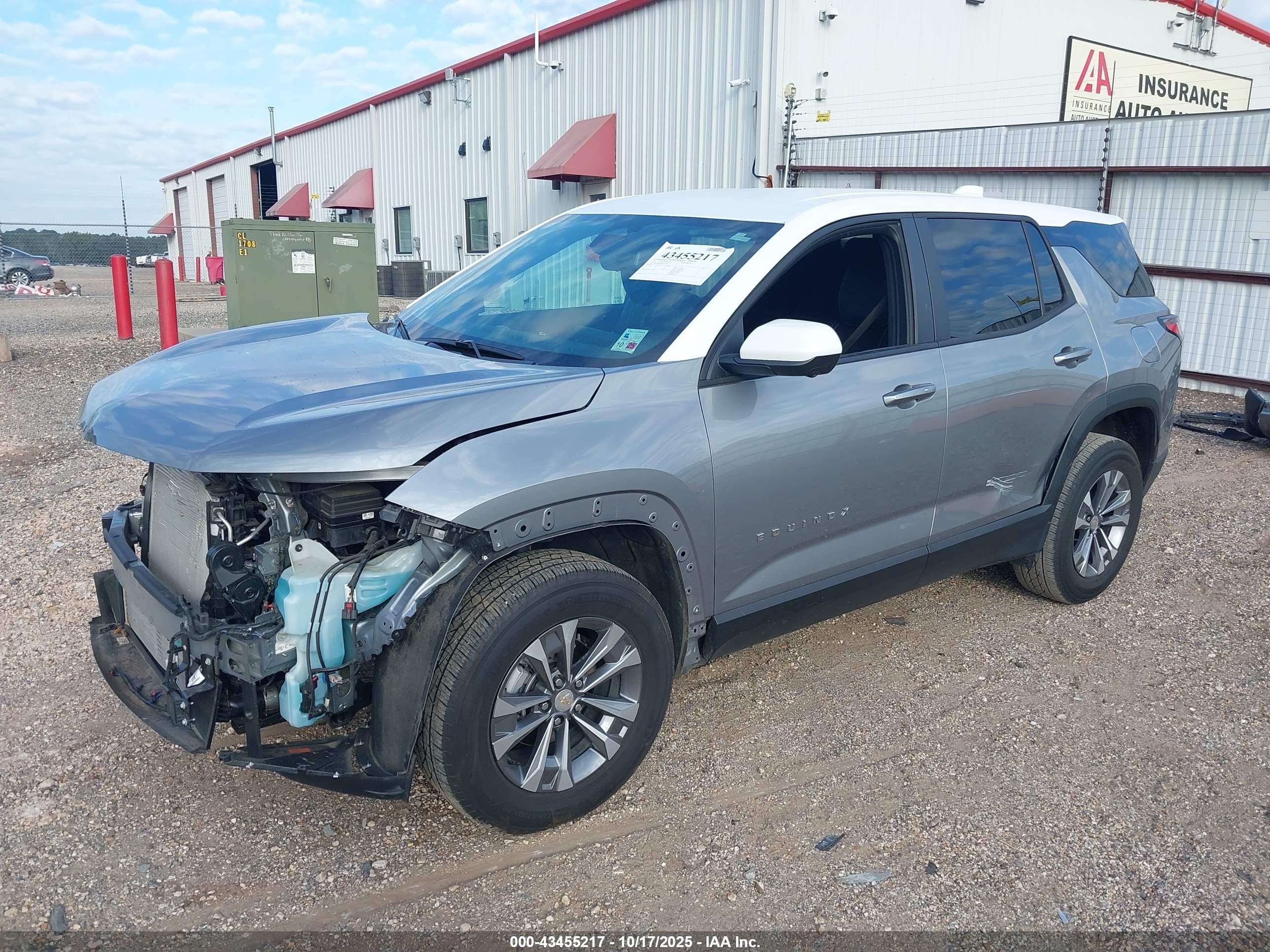 CHEVROLET EQUINOX image 2