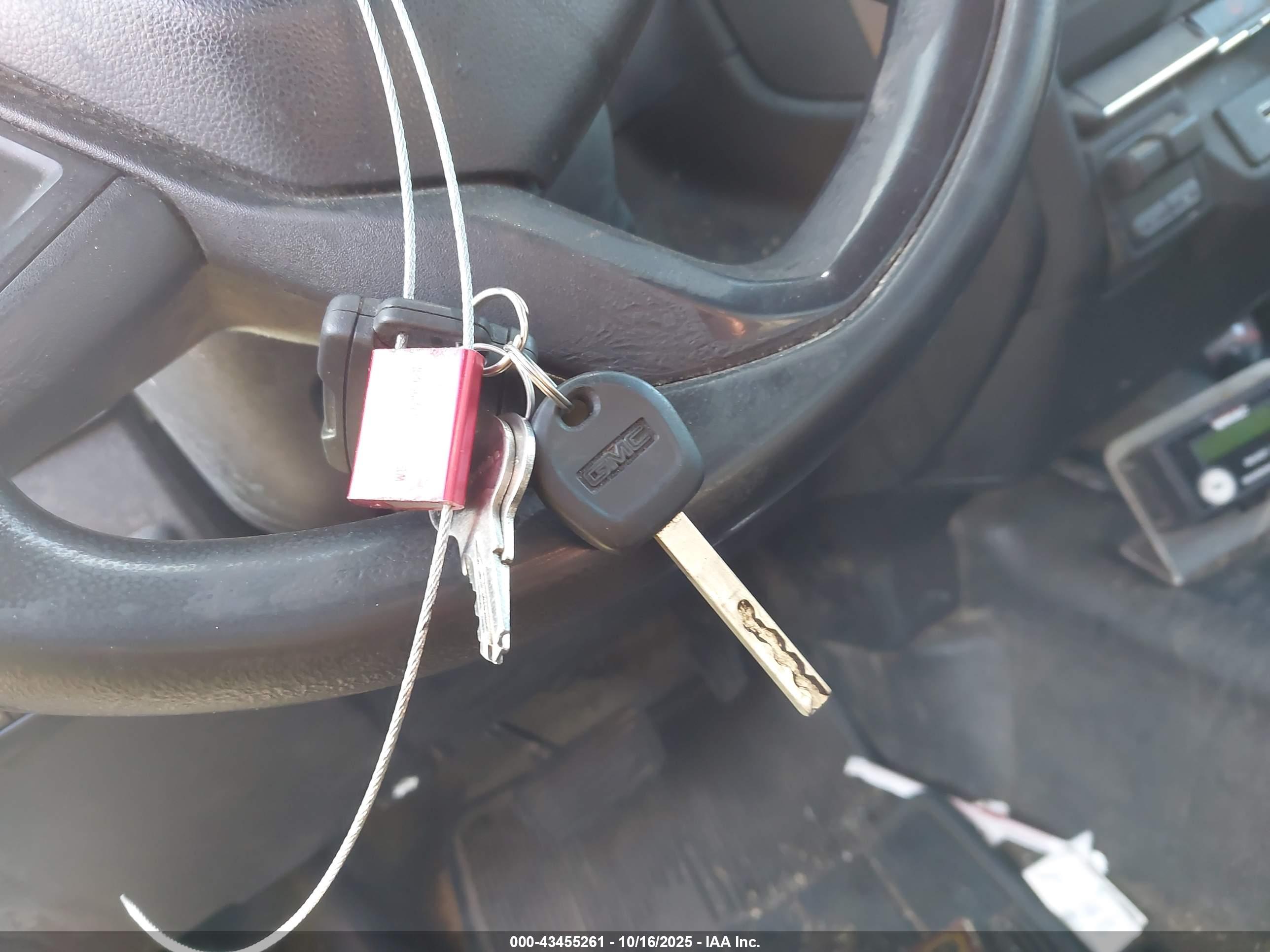 GMC SIERRA image 11