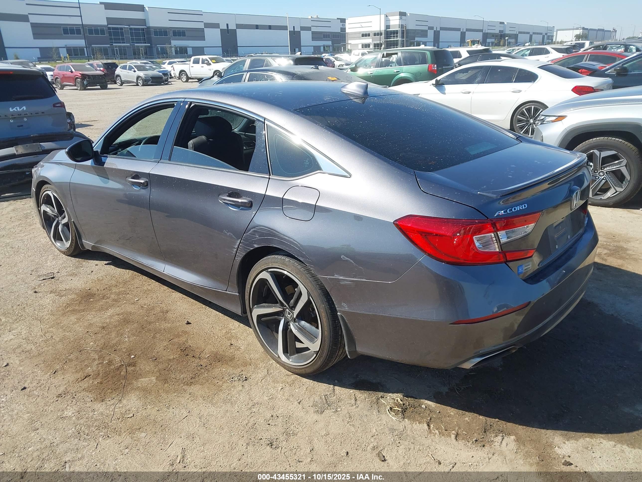 HONDA ACCORD image 3