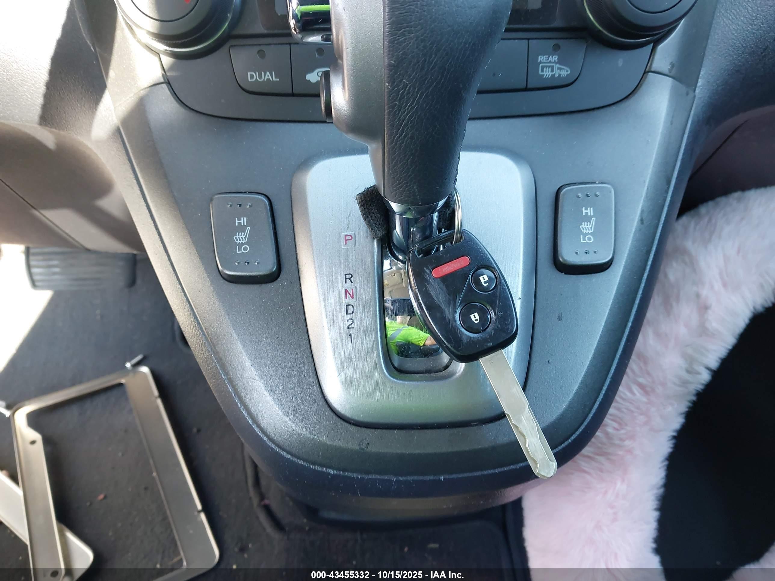 HONDA CR-V image 11