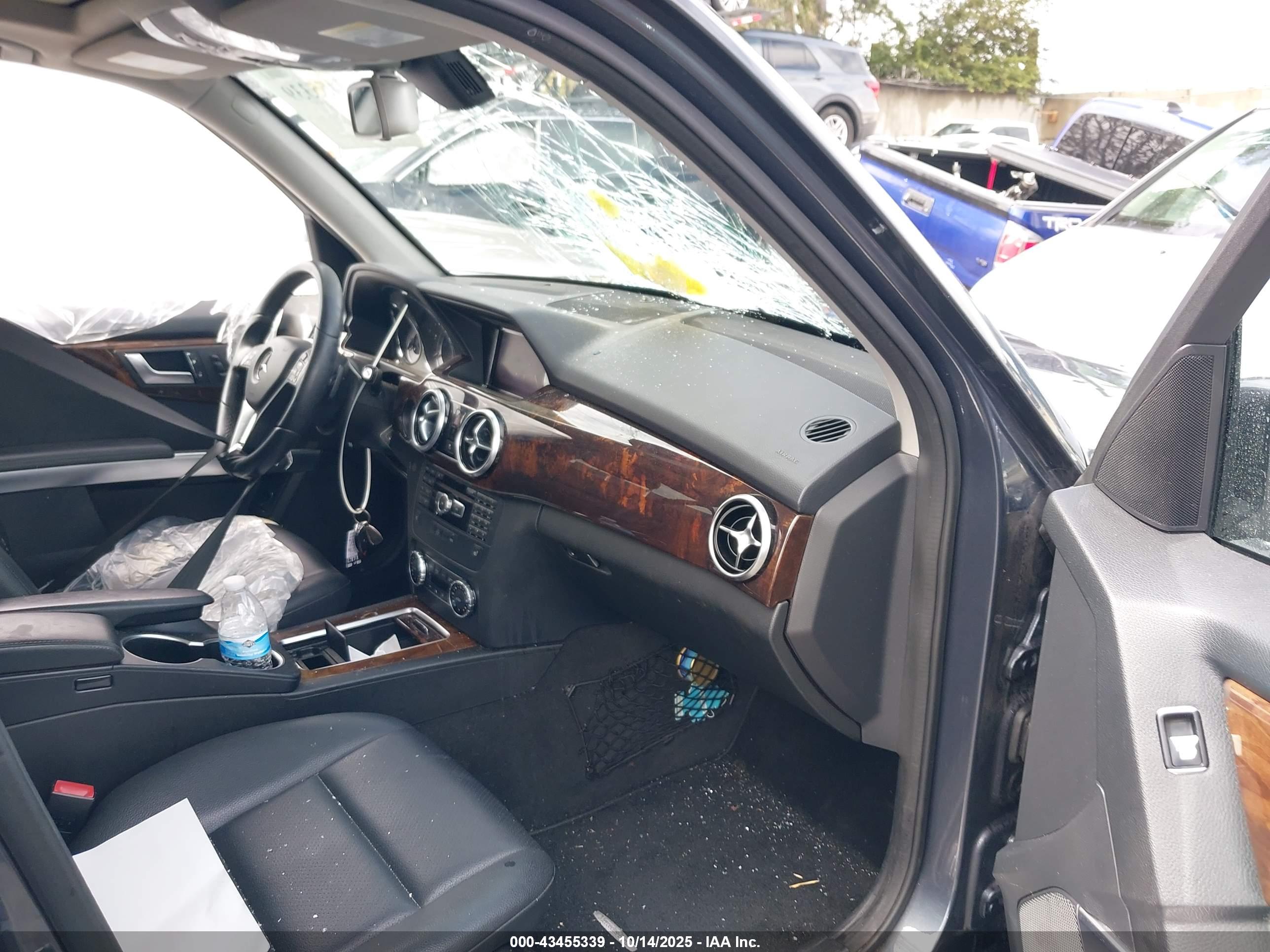 MERCEDES-BENZ GLK image 5