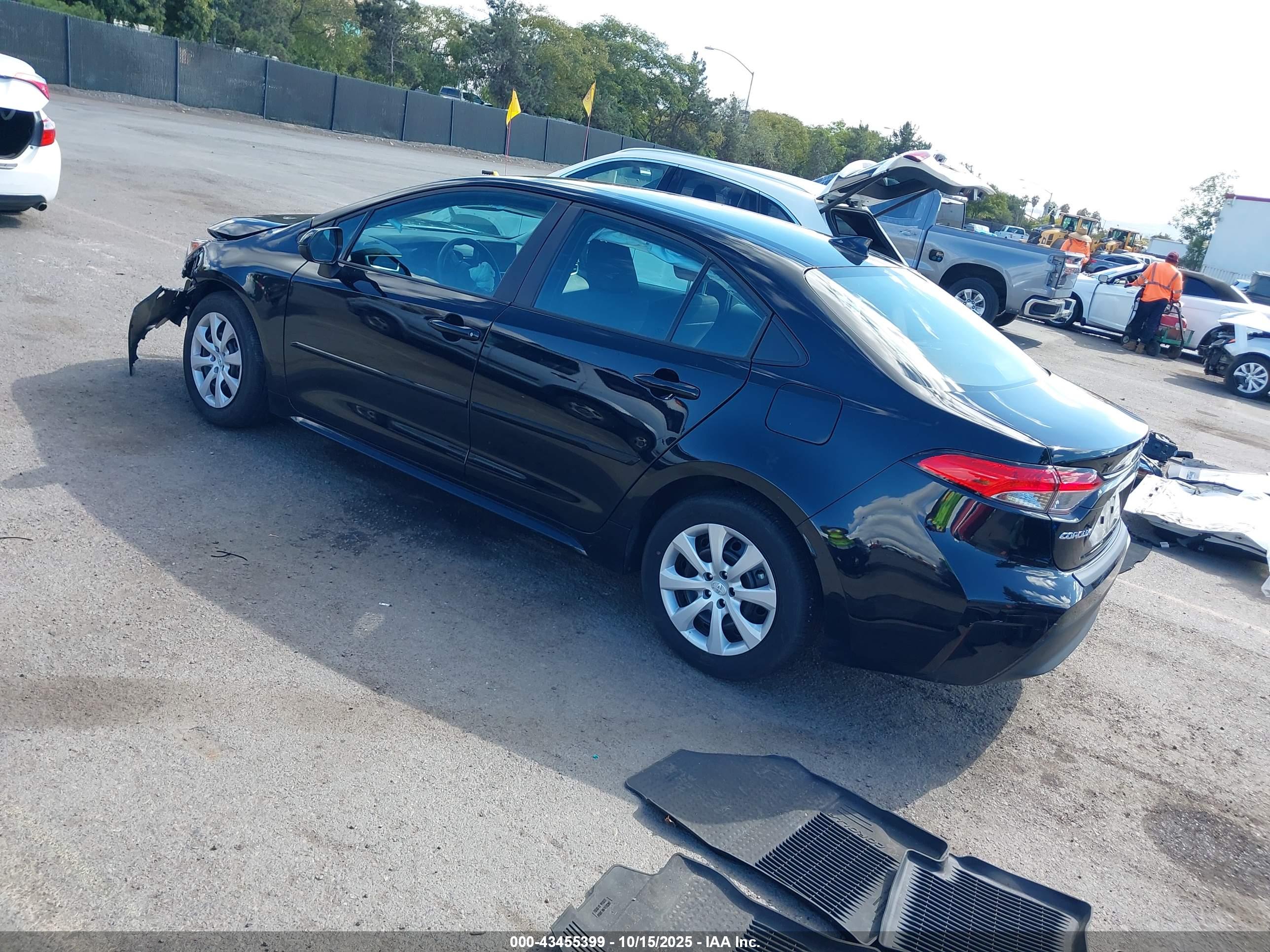 TOYOTA COROLLA image 3