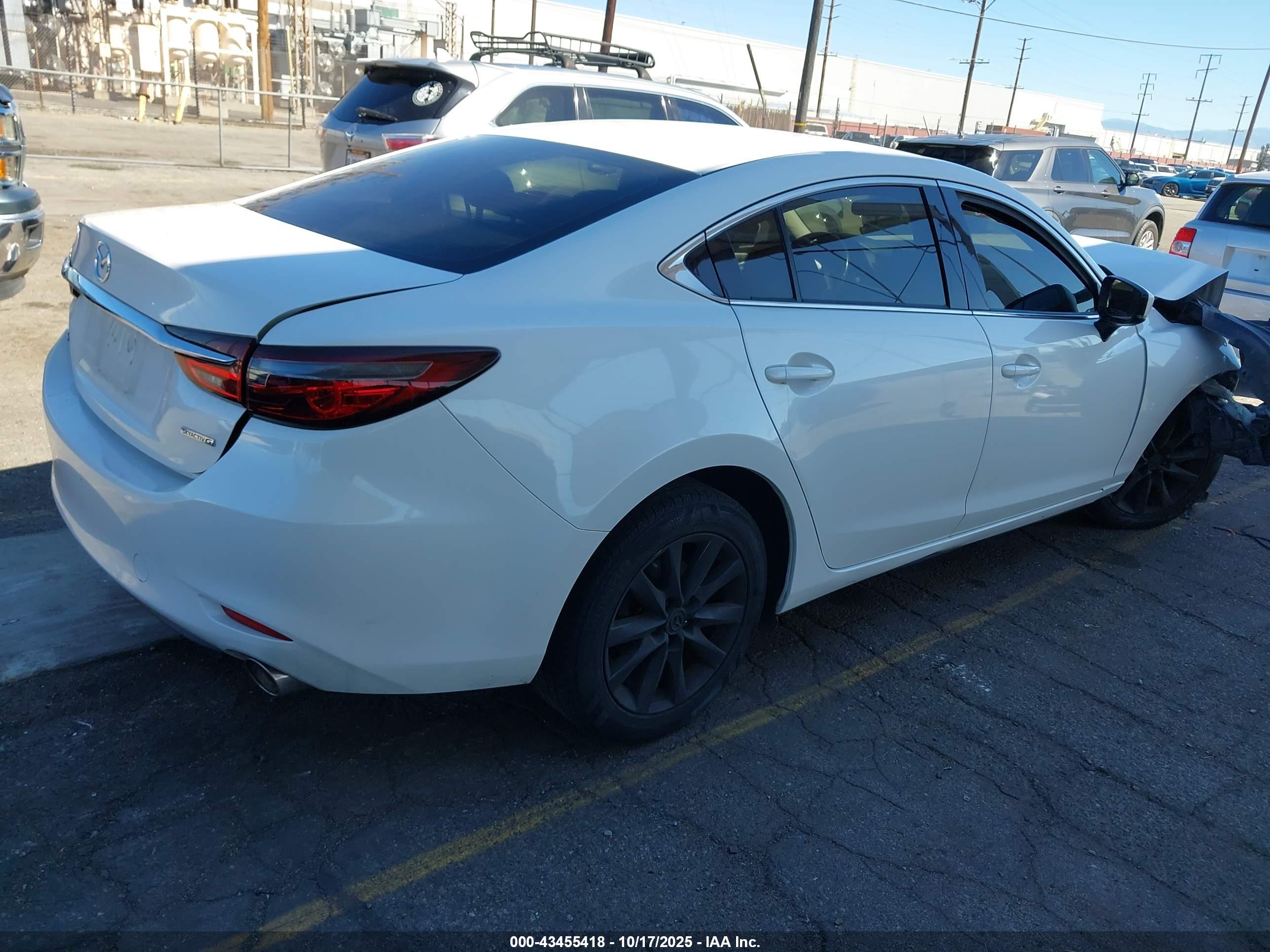 MAZDA MAZDA6 image 4