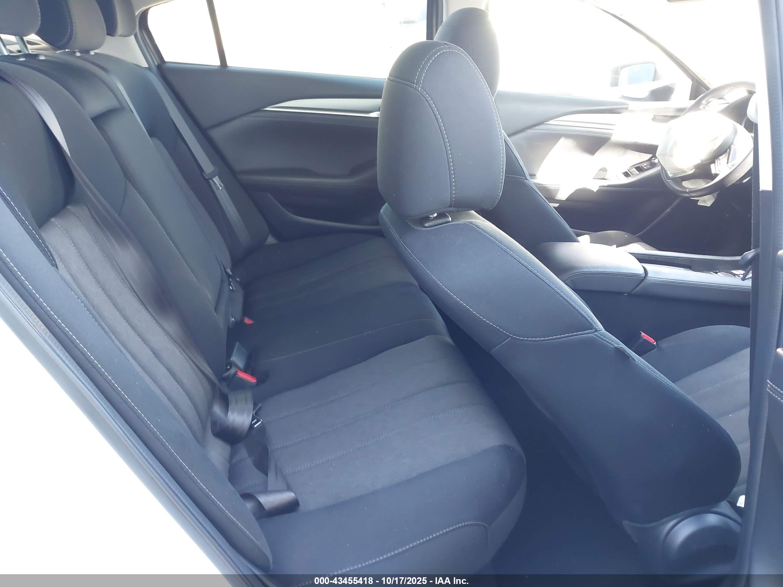 MAZDA MAZDA6 image 8