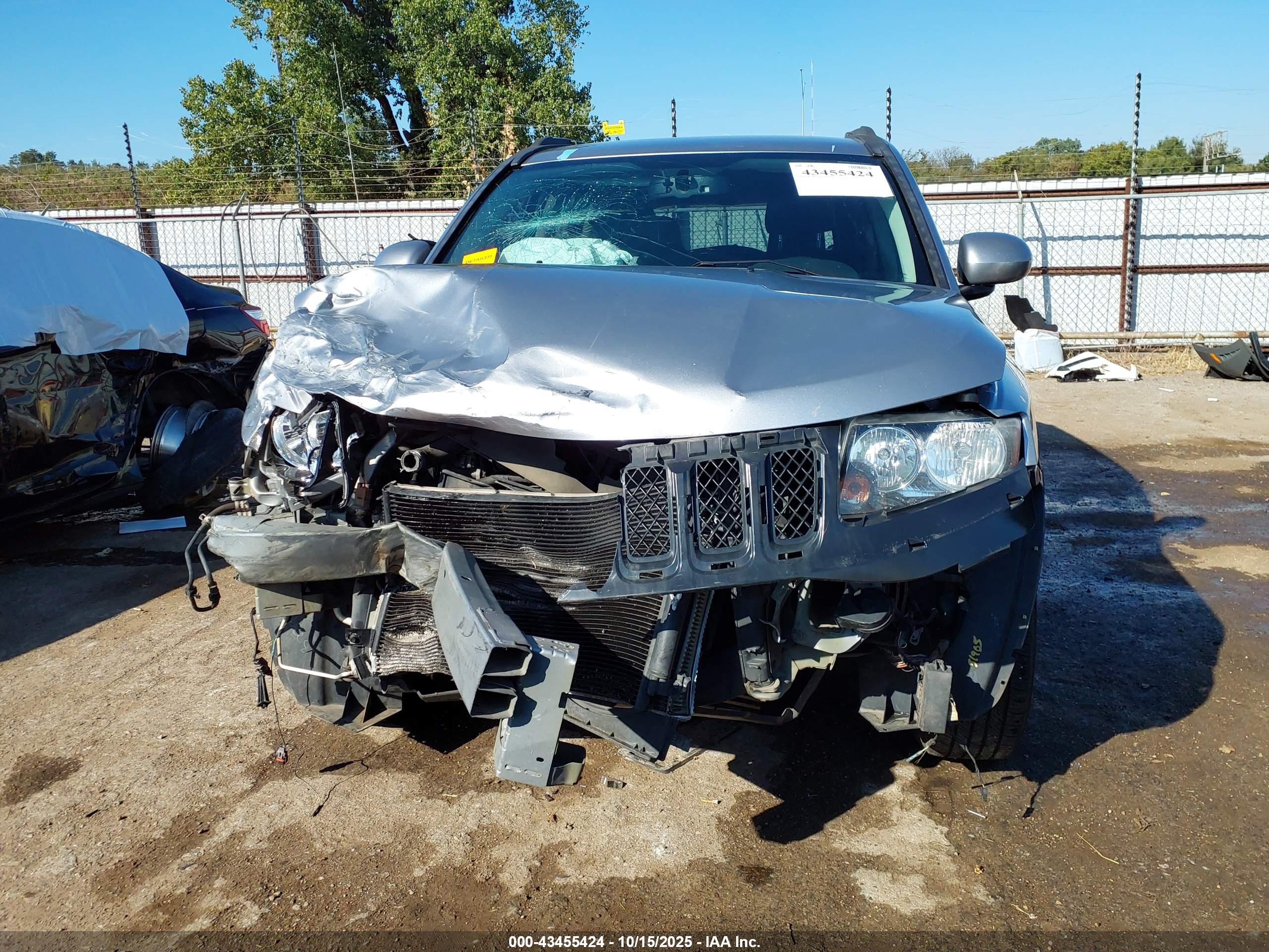 JEEP COMPASS image 6