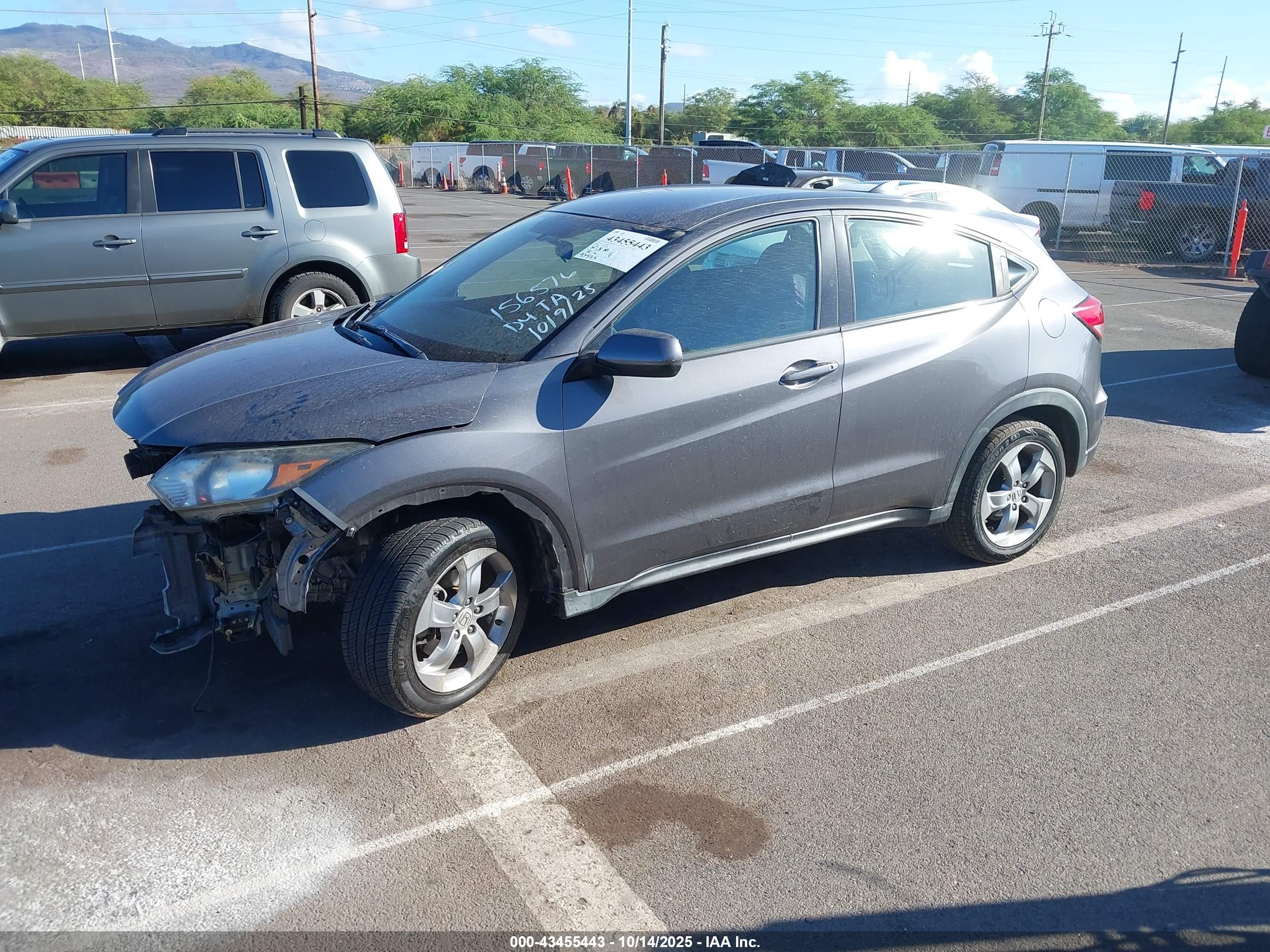 HONDA HR-V image 2