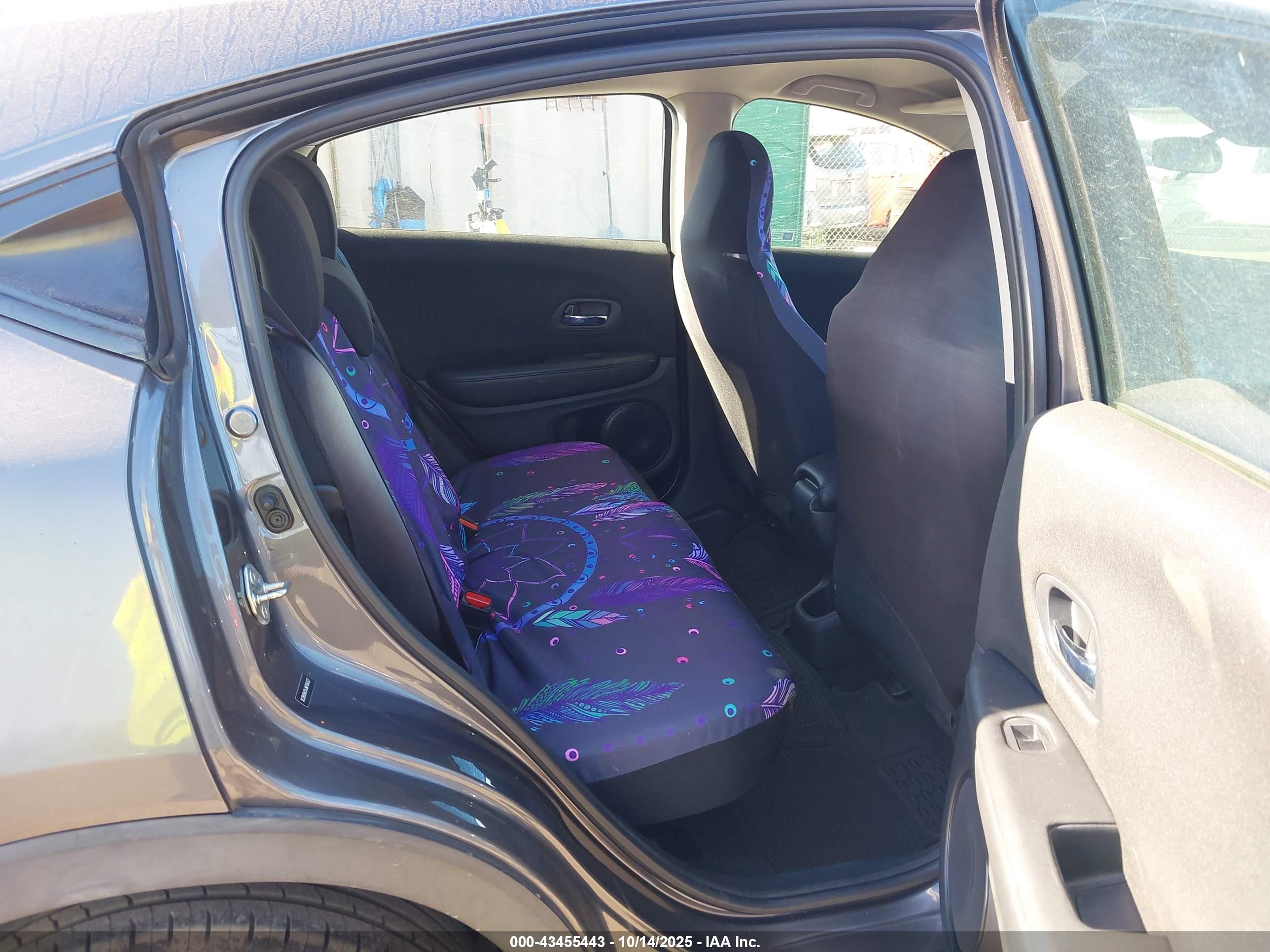 HONDA HR-V image 8