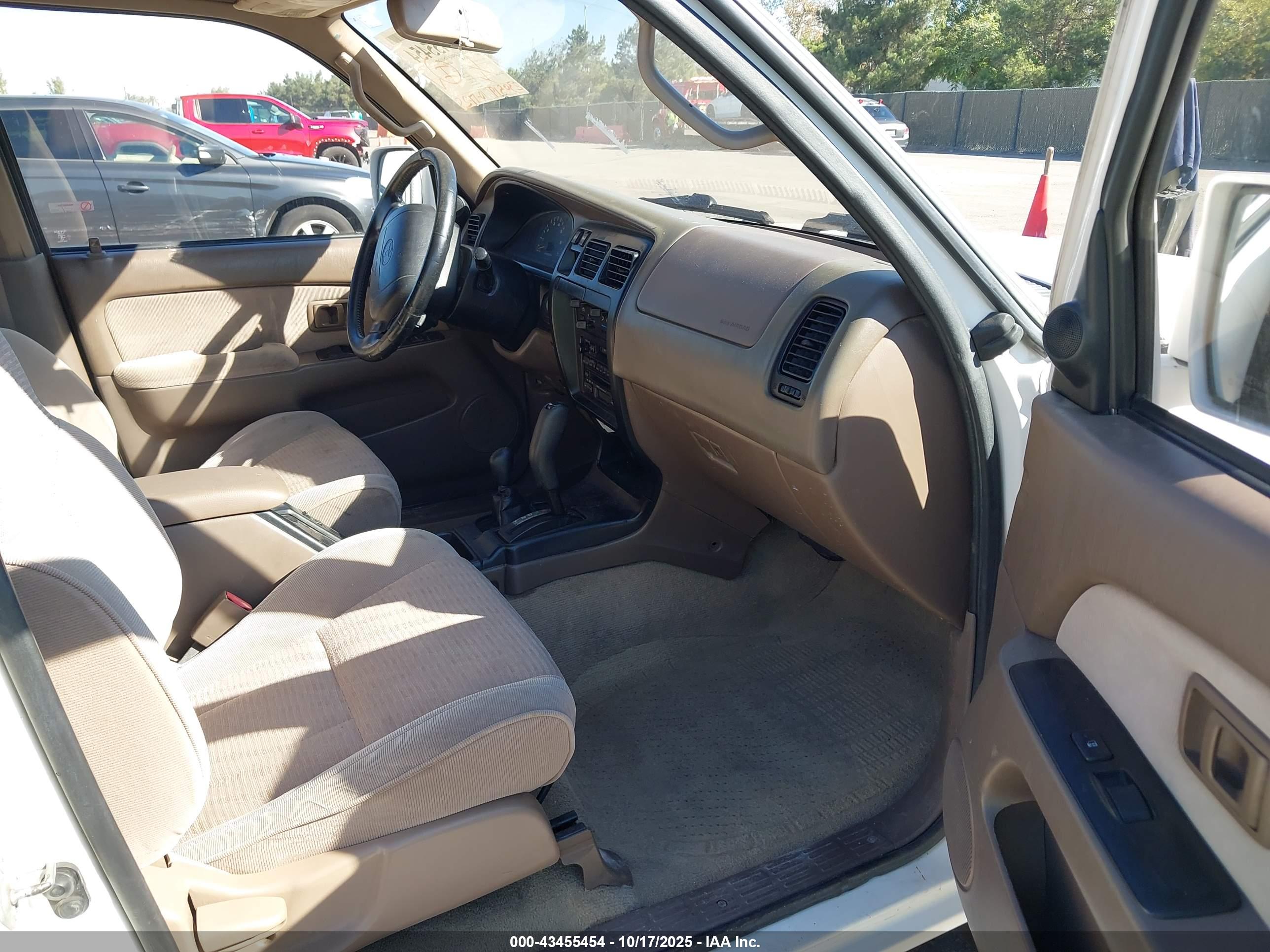 TOYOTA 4RUNNER image 5