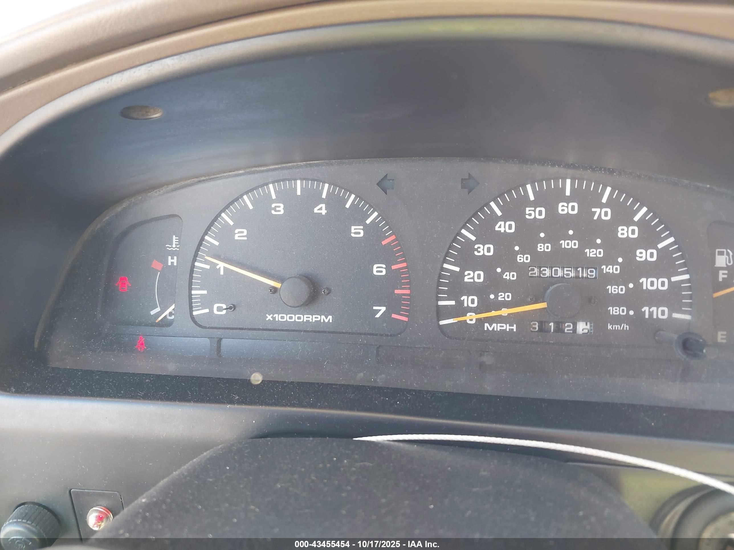 TOYOTA 4RUNNER image 7
