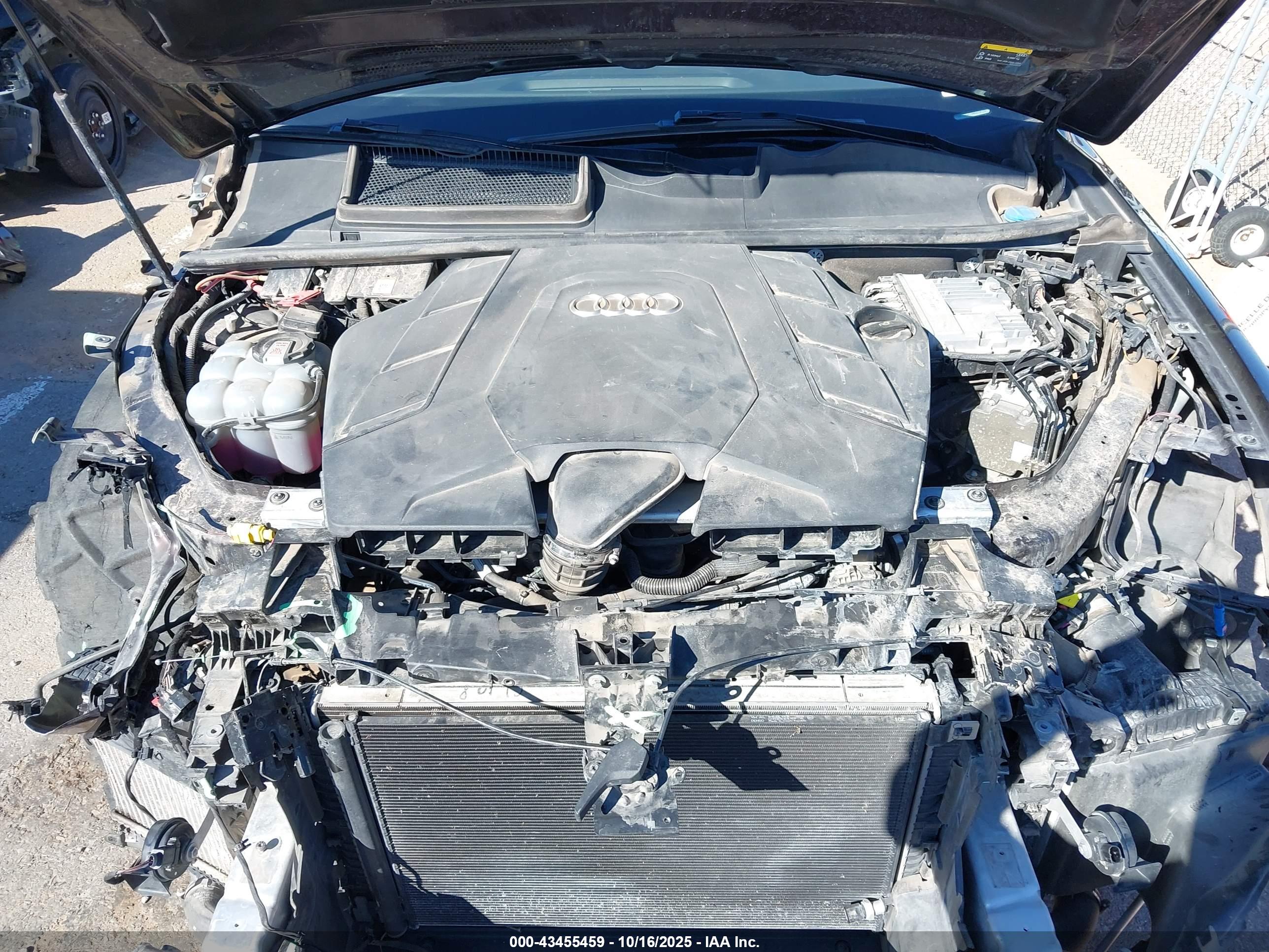 AUDI Q7 image 10
