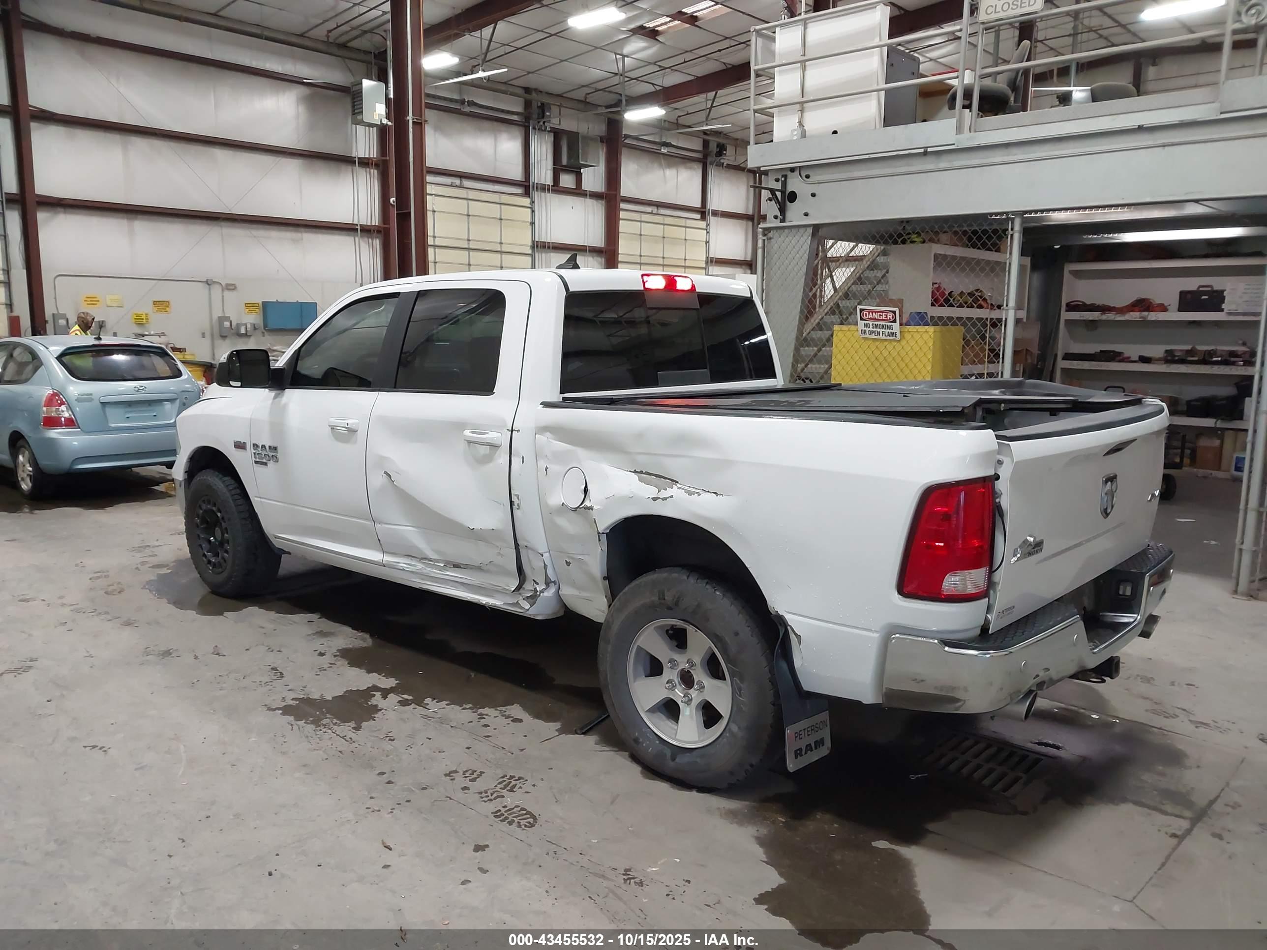 RAM 1500 image 3