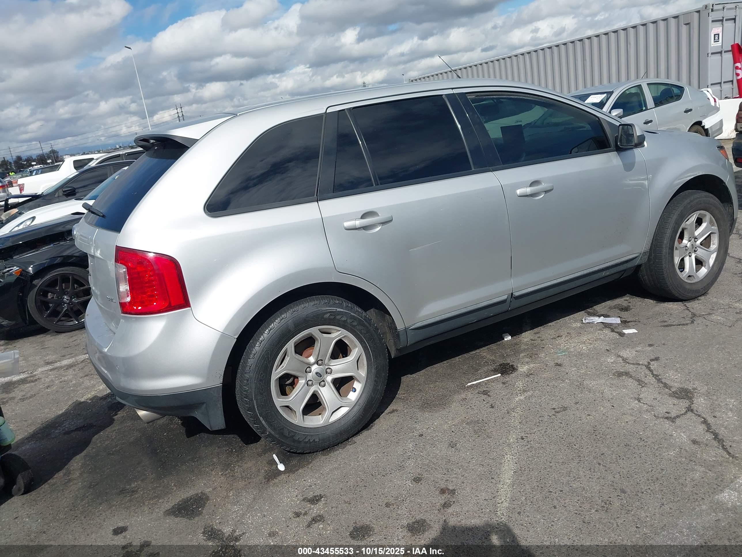 FORD EDGE image 4