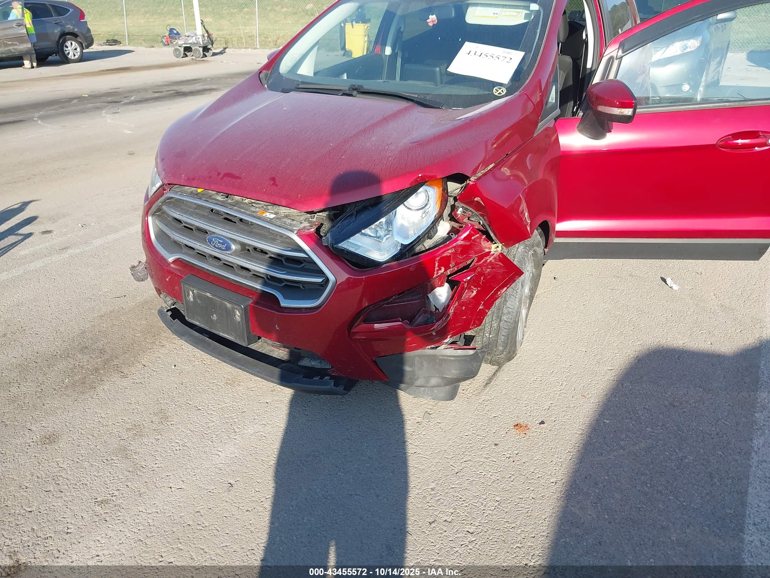 FORD ECOSPORT image 6