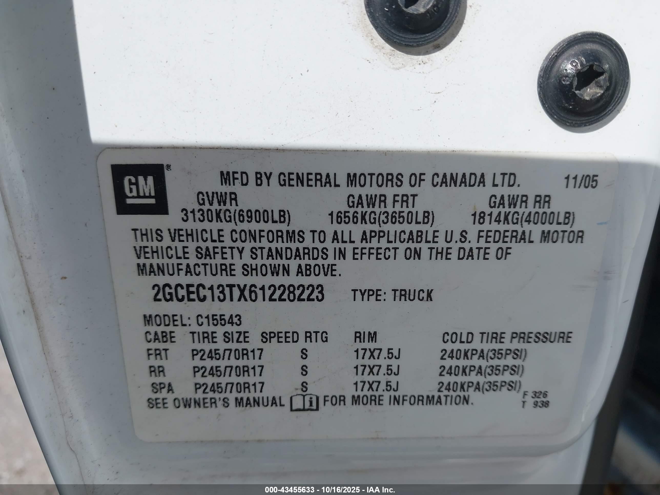 CHEVROLET SILVERADO image 9