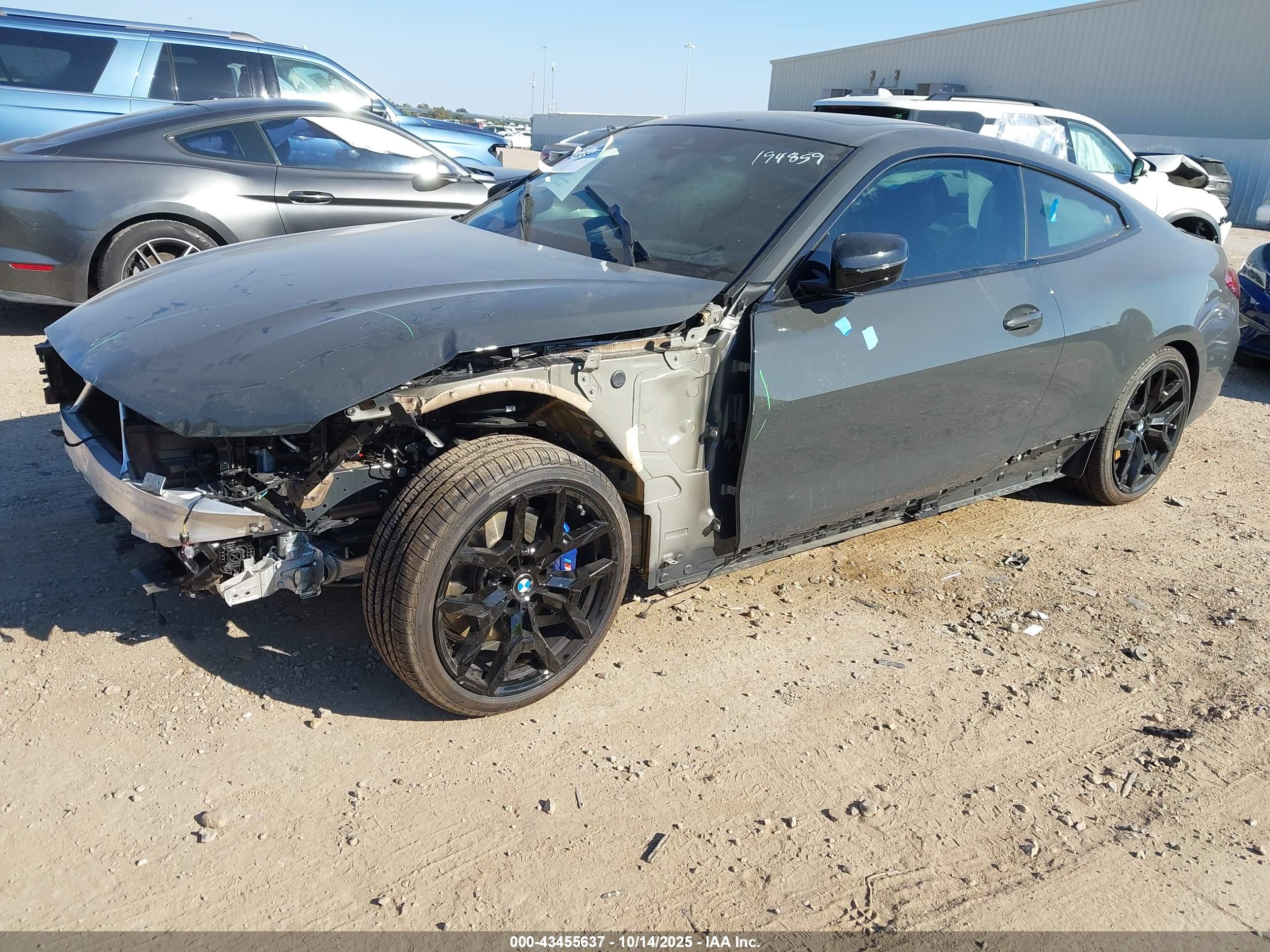BMW 4 image 2