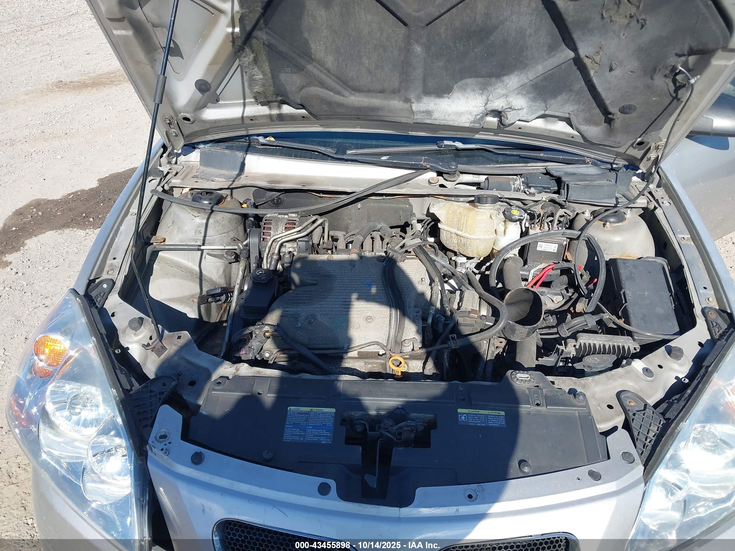 PONTIAC G6 image 10
