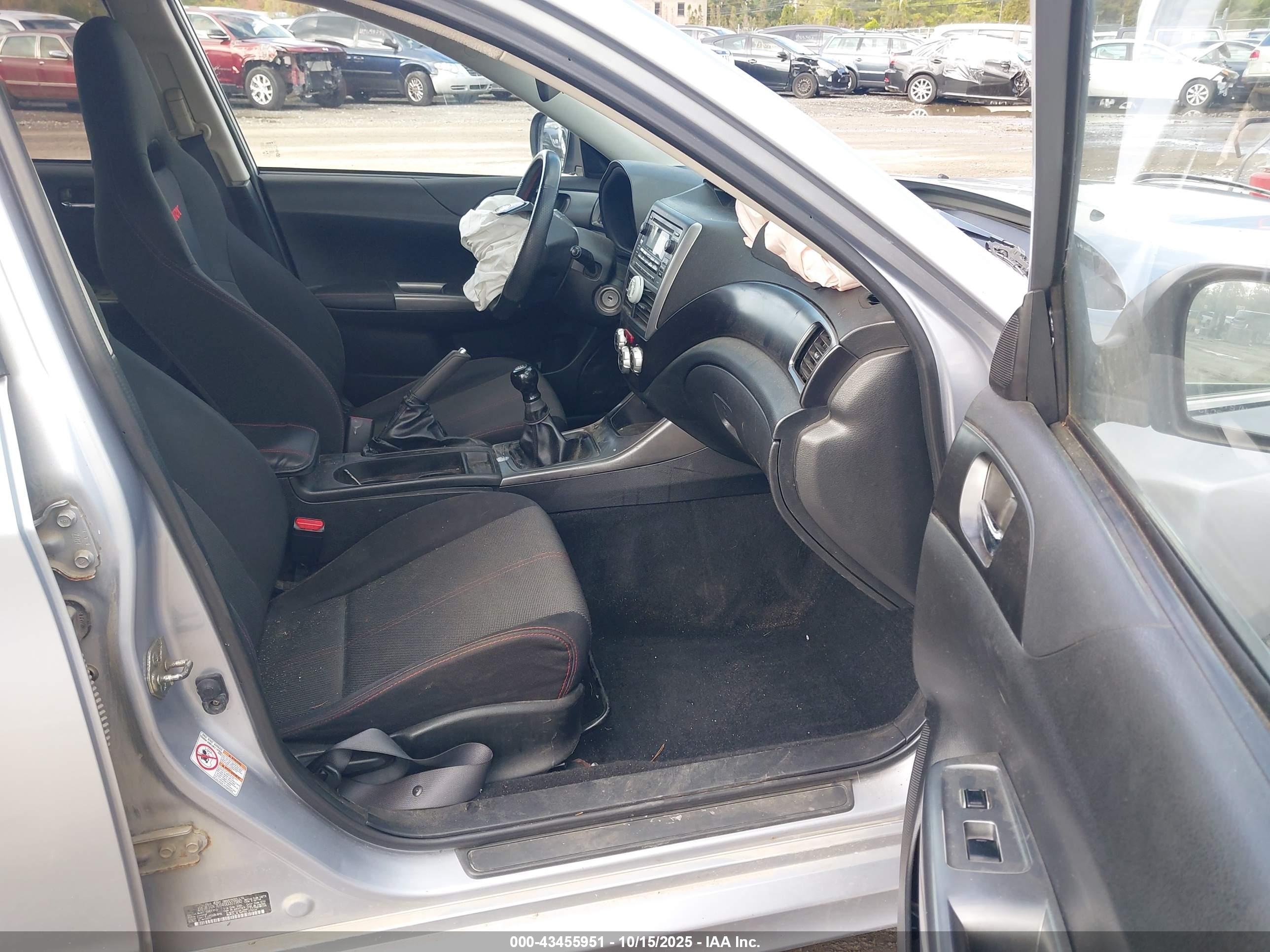 SUBARU IMPREZA image 5