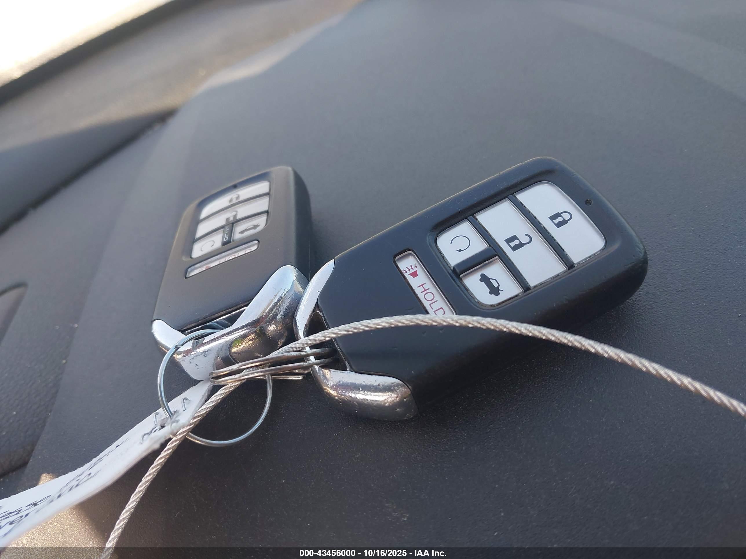 HONDA CIVIC image 11