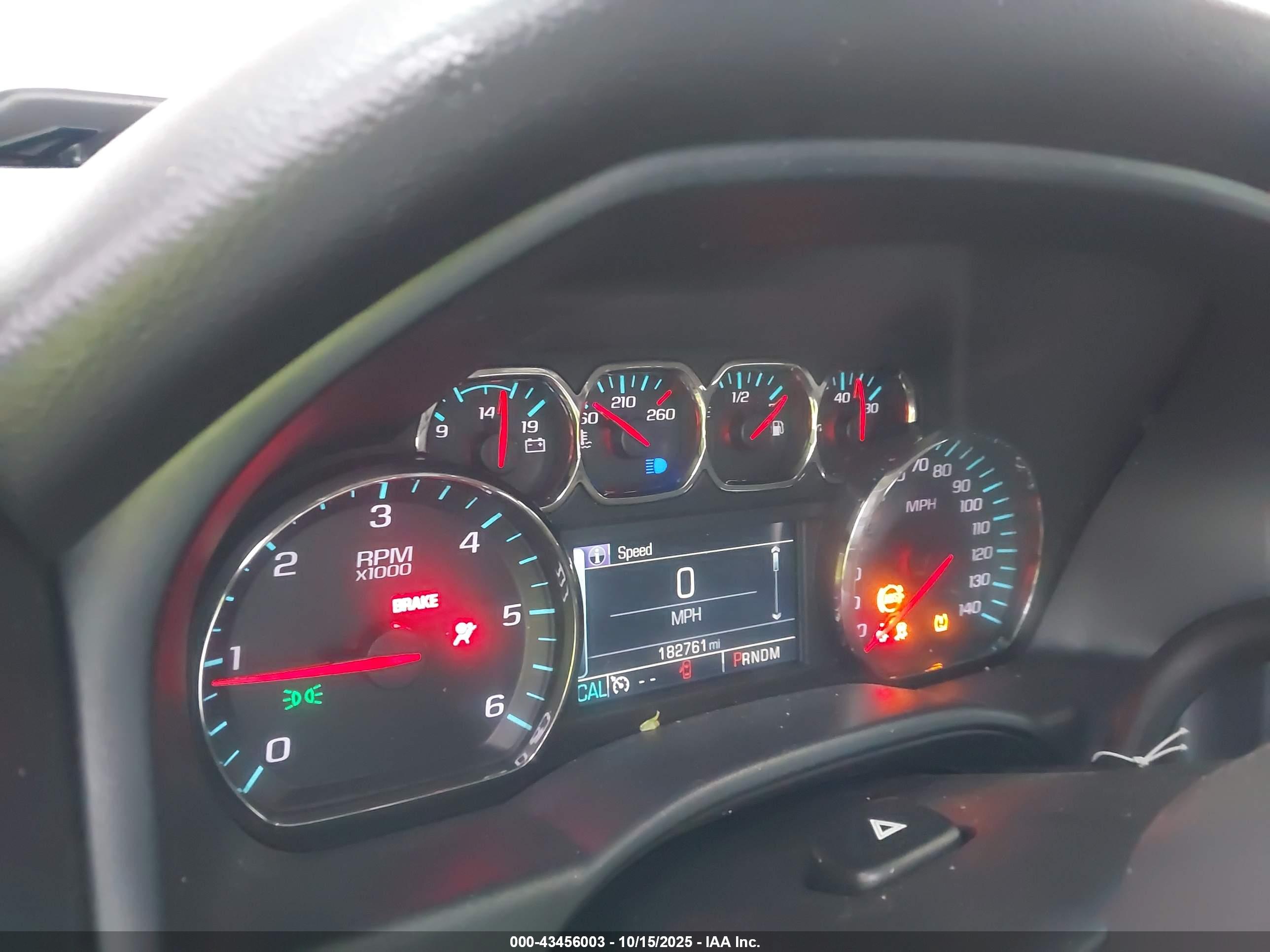 CHEVROLET SILVERADO image 7