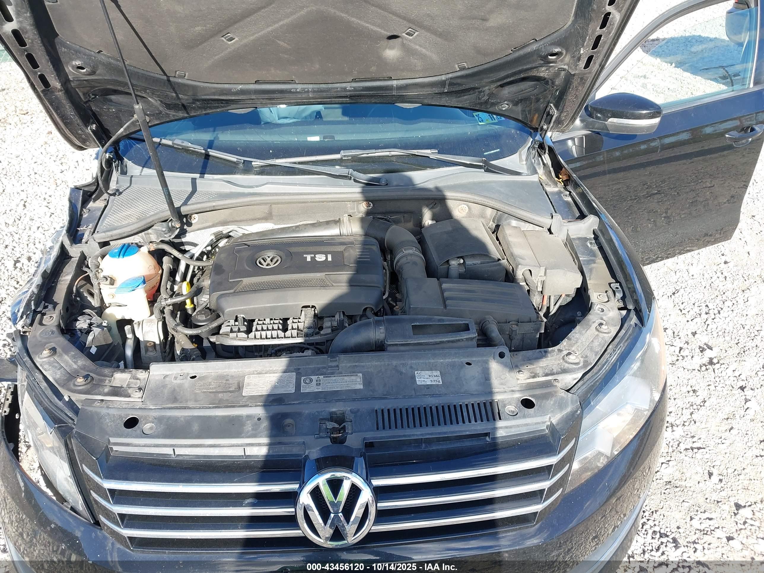 VOLKSWAGEN PASSAT image 10