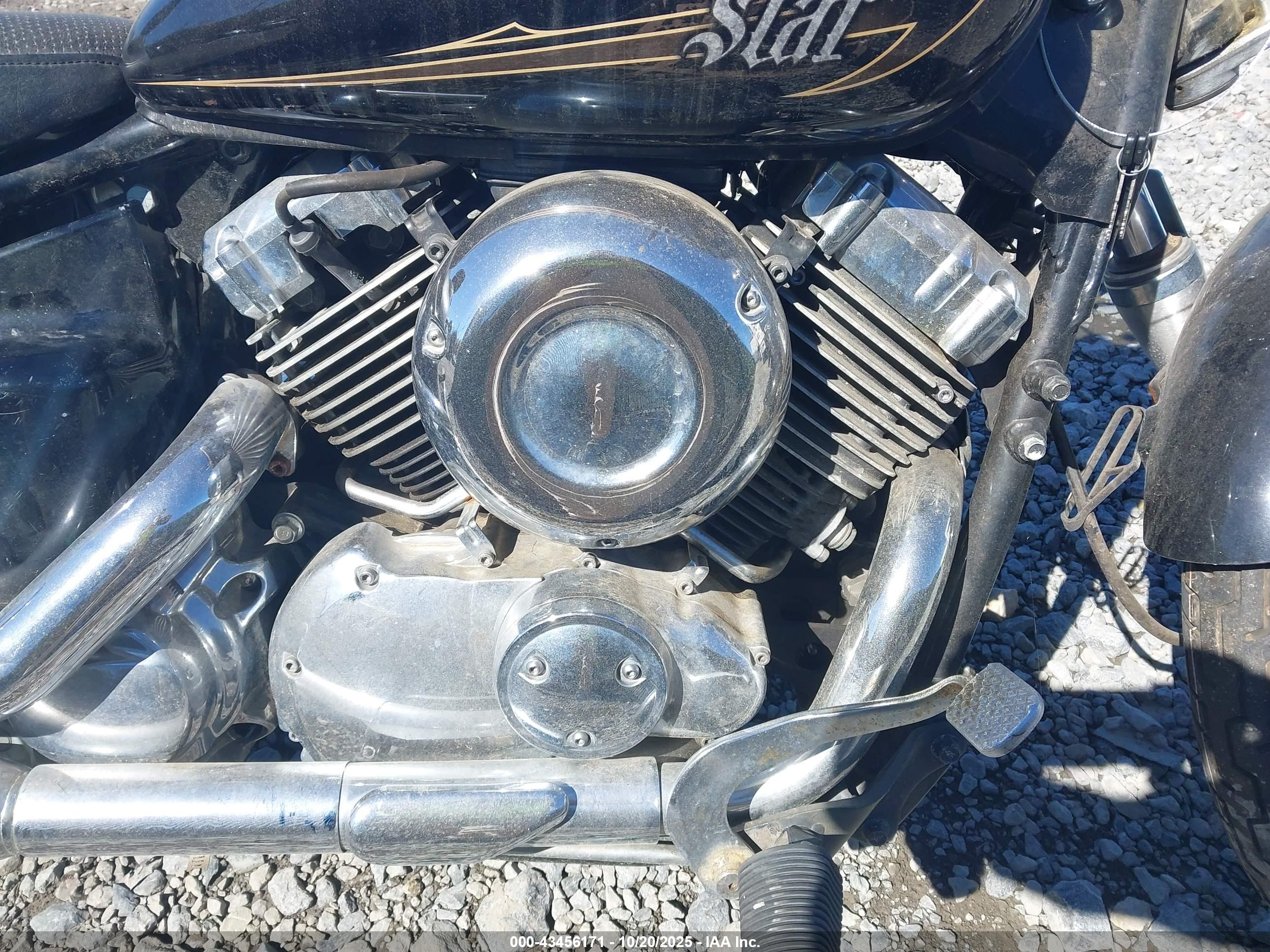 YAMAHA XVS650 image 8
