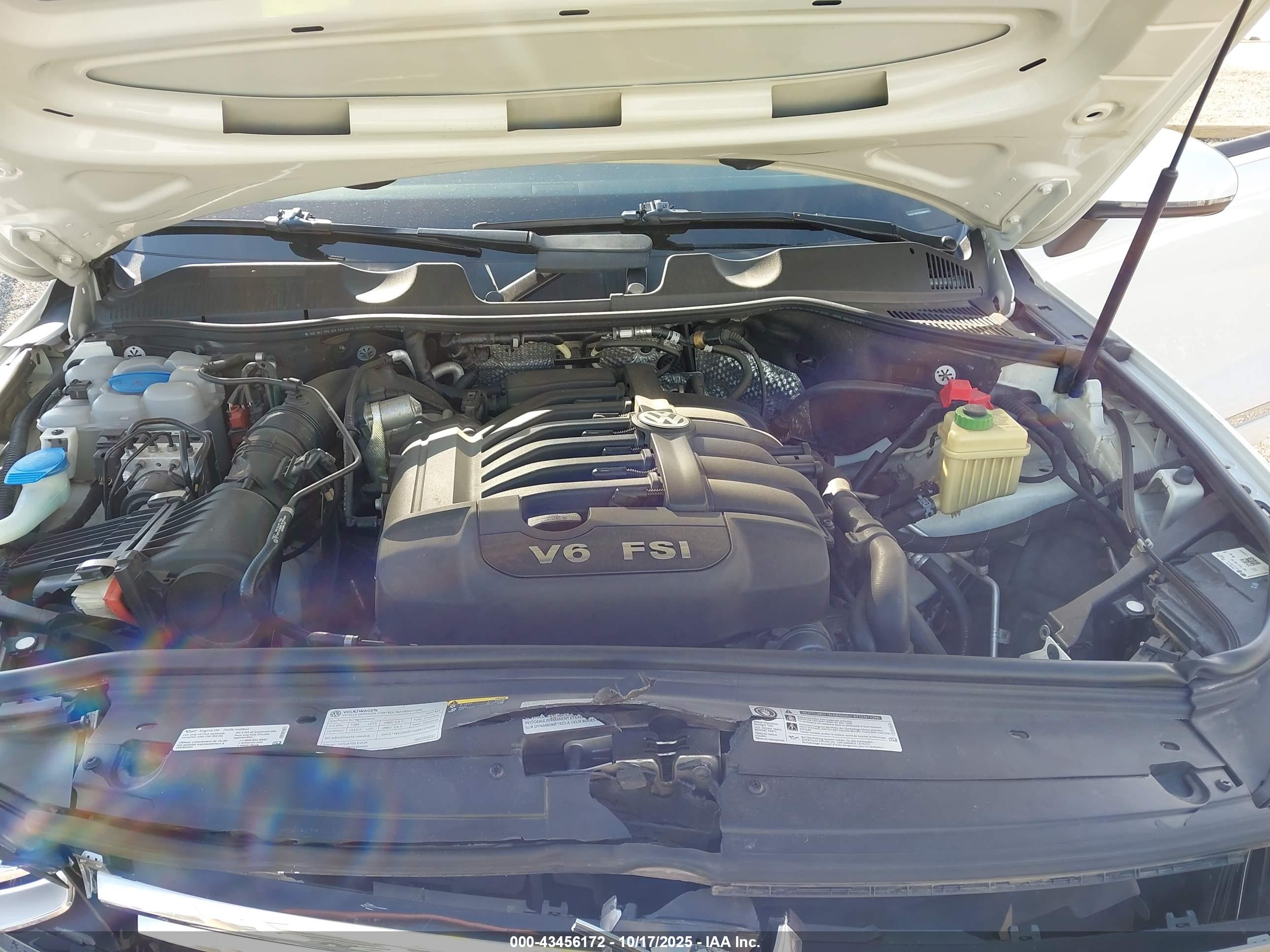 VOLKSWAGEN TOUAREG image 10
