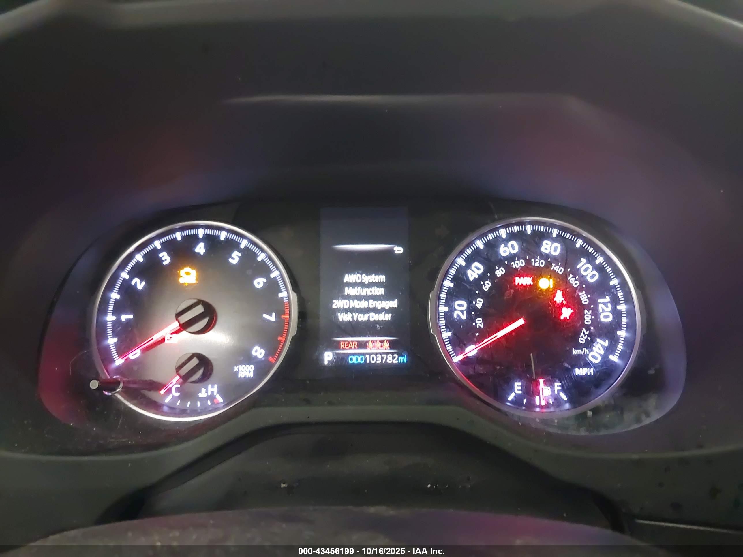 TOYOTA RAV4 image 7