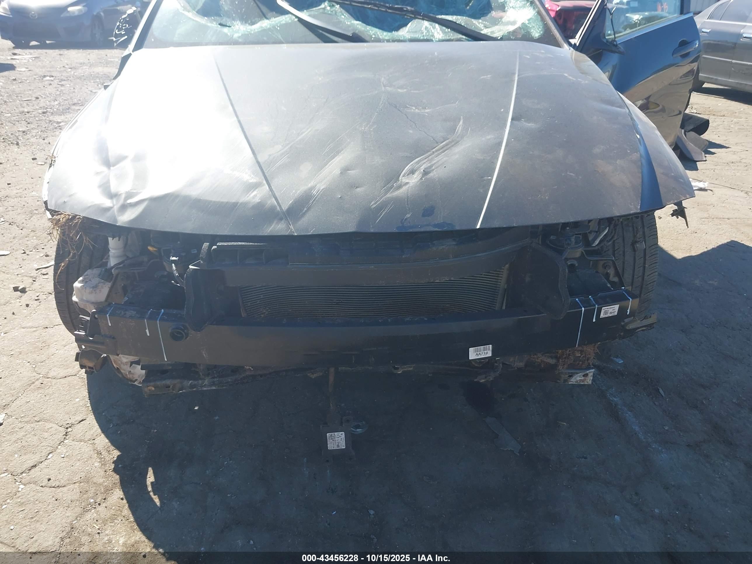 HYUNDAI ELANTRA image 6