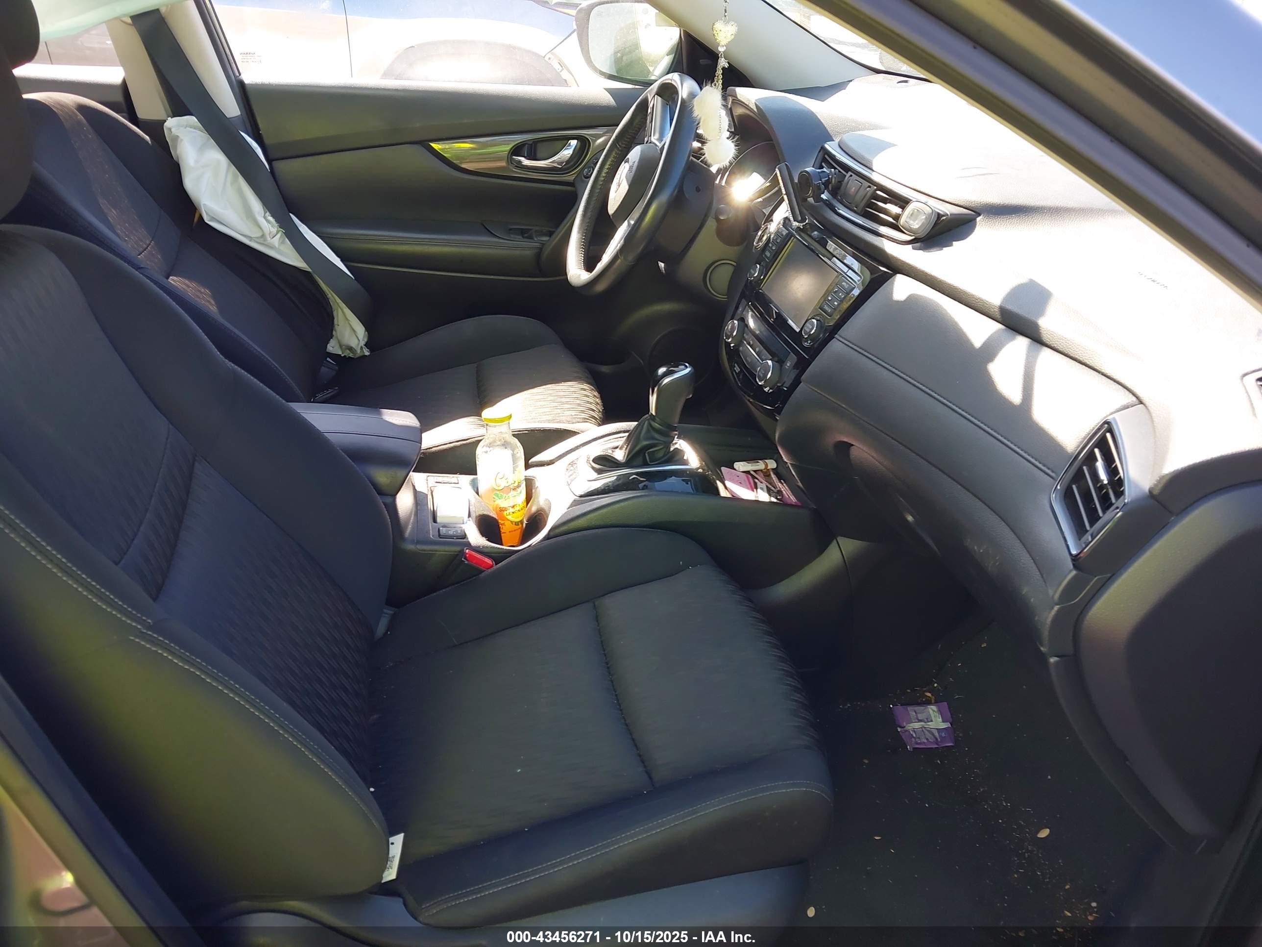 NISSAN ROGUE image 5