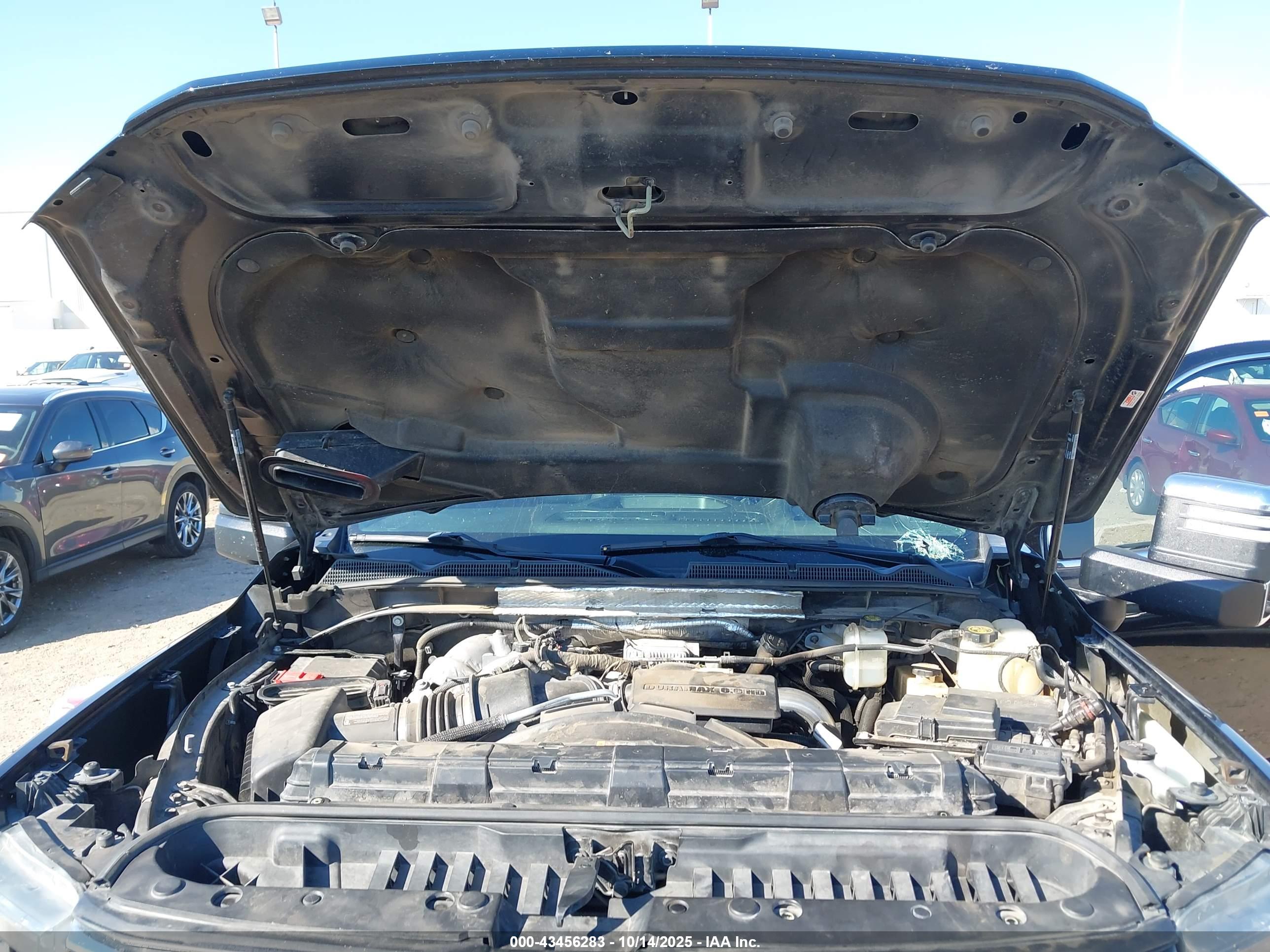 GMC SIERRA image 10