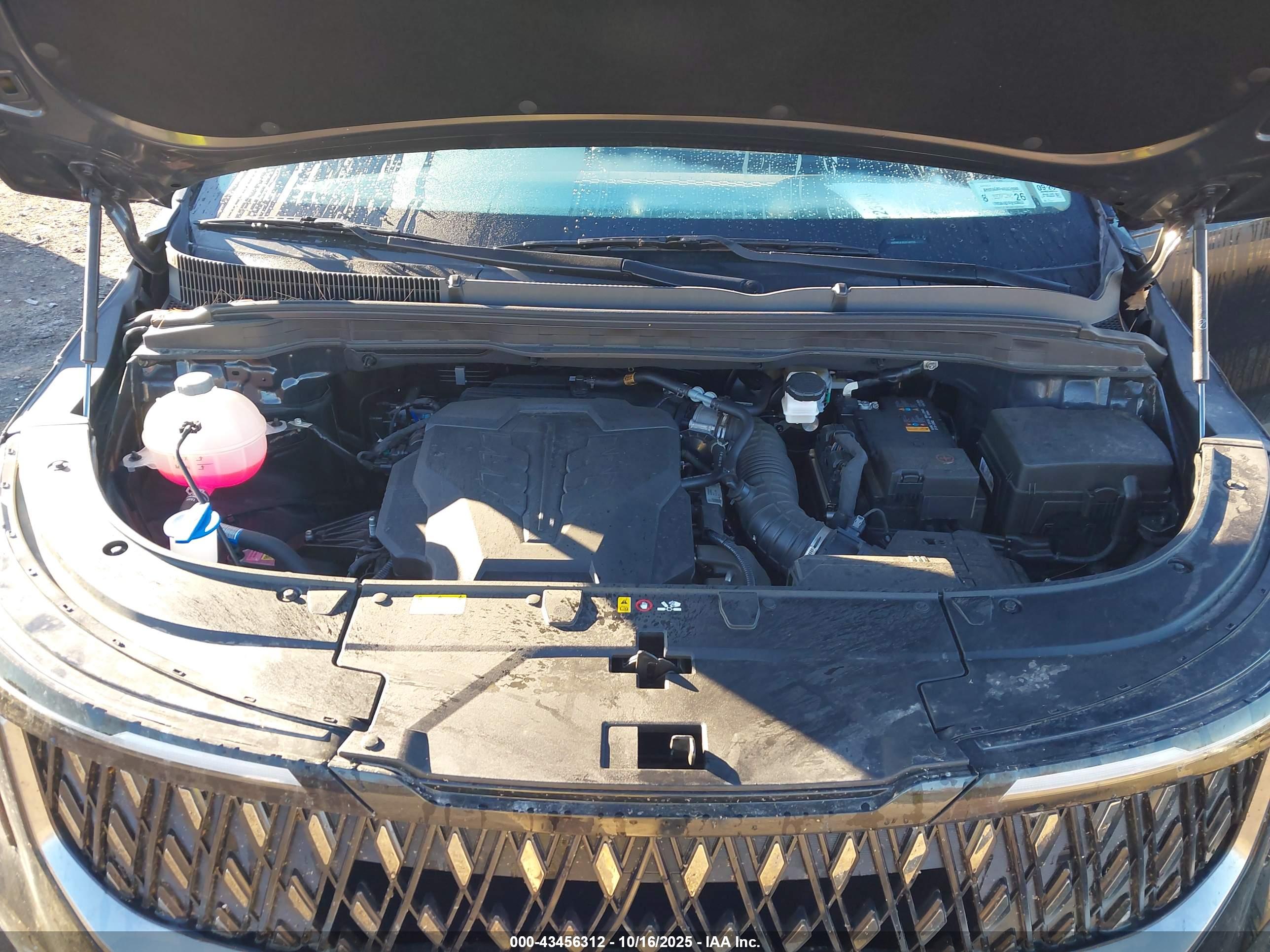 KIA CARNIVAL image 10