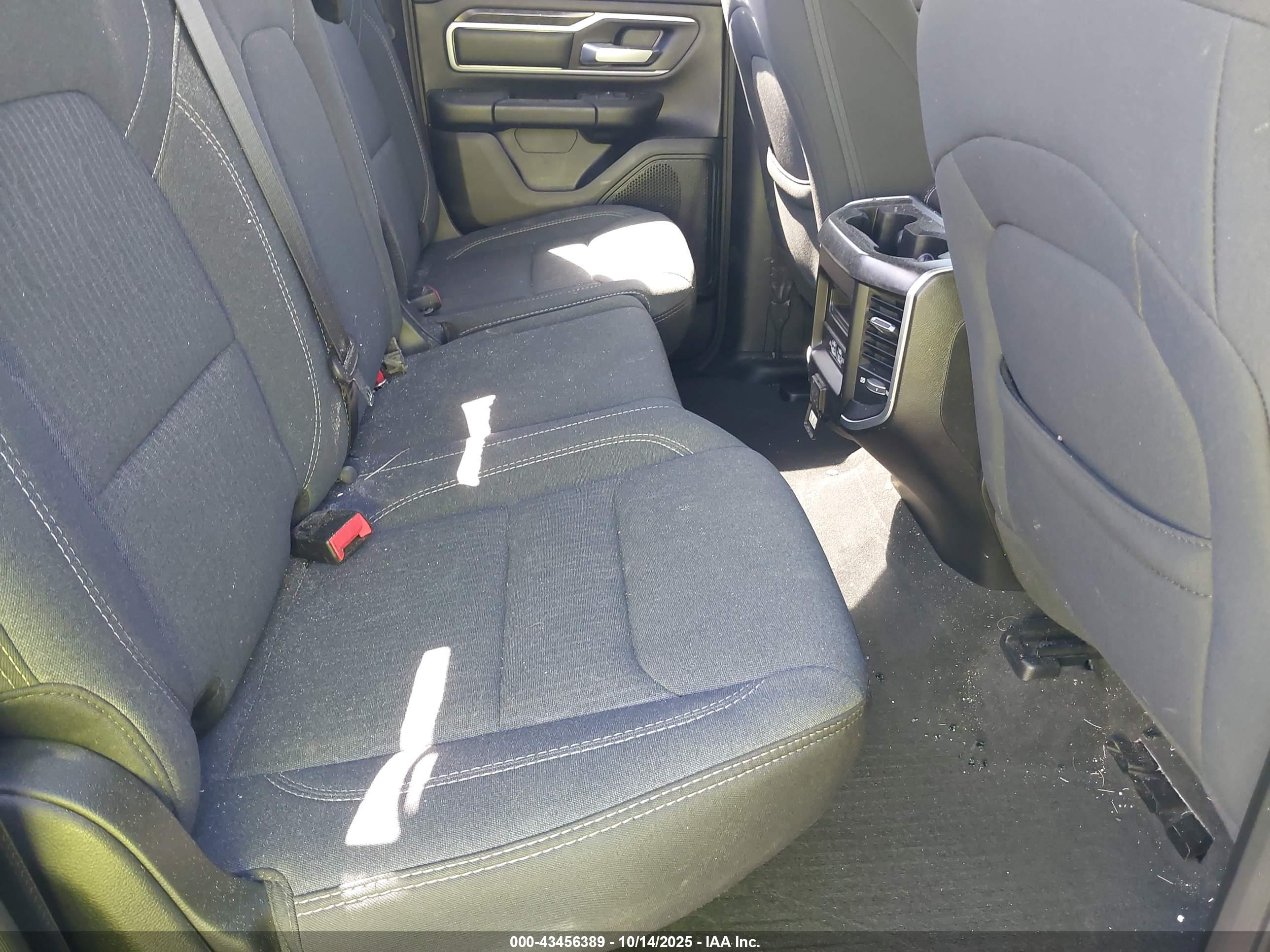 RAM 1500 image 8