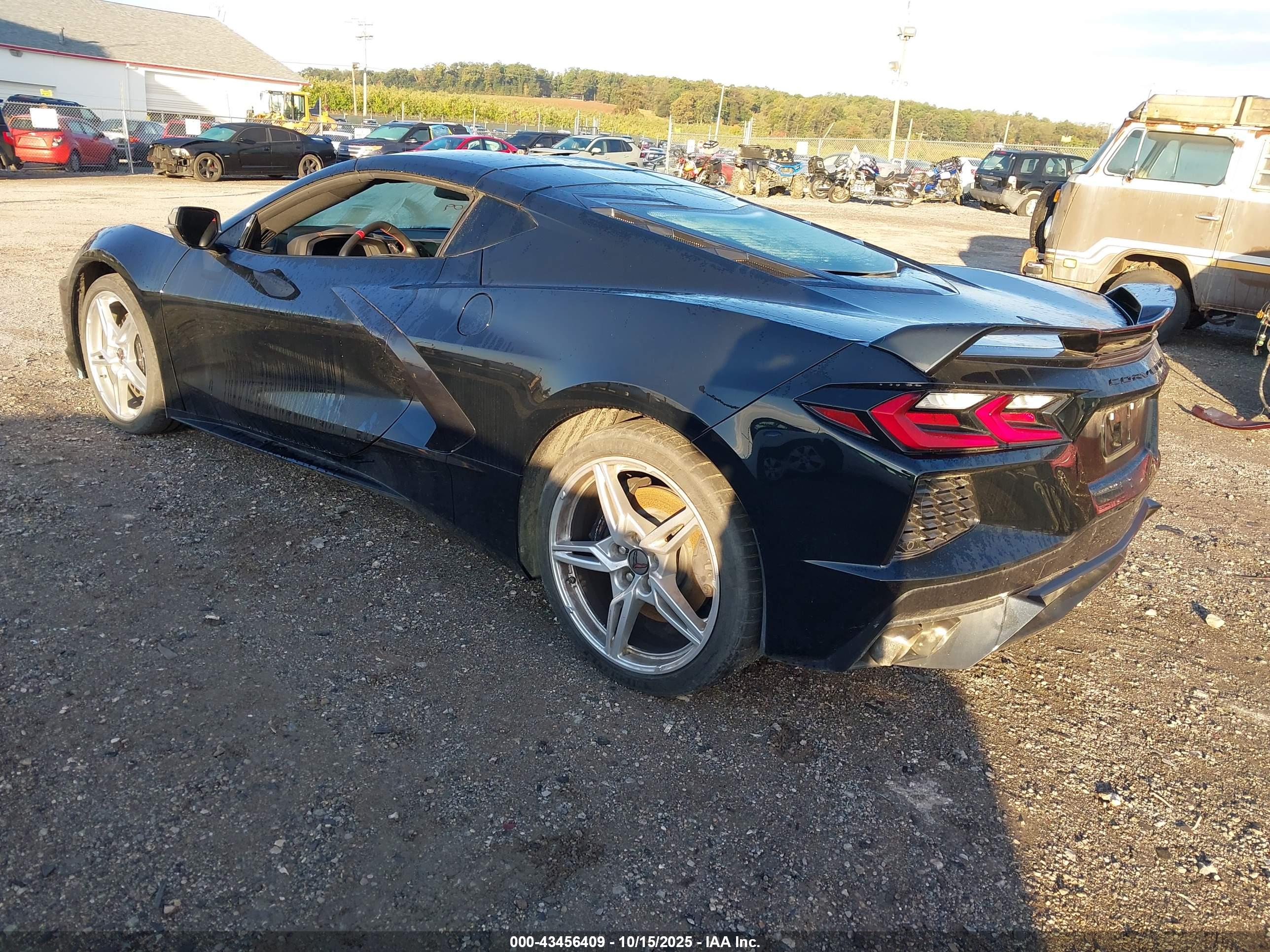 CHEVROLET CORVETTE image 3