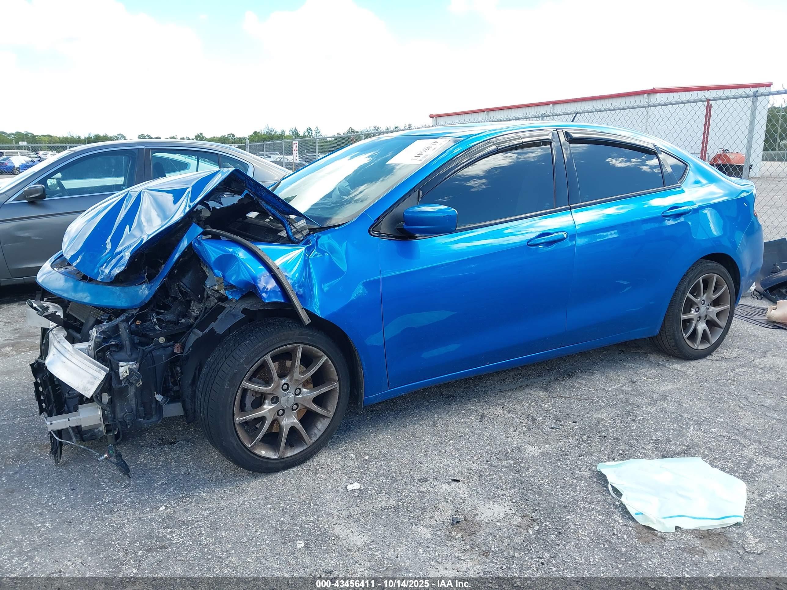 DODGE DART image 2
