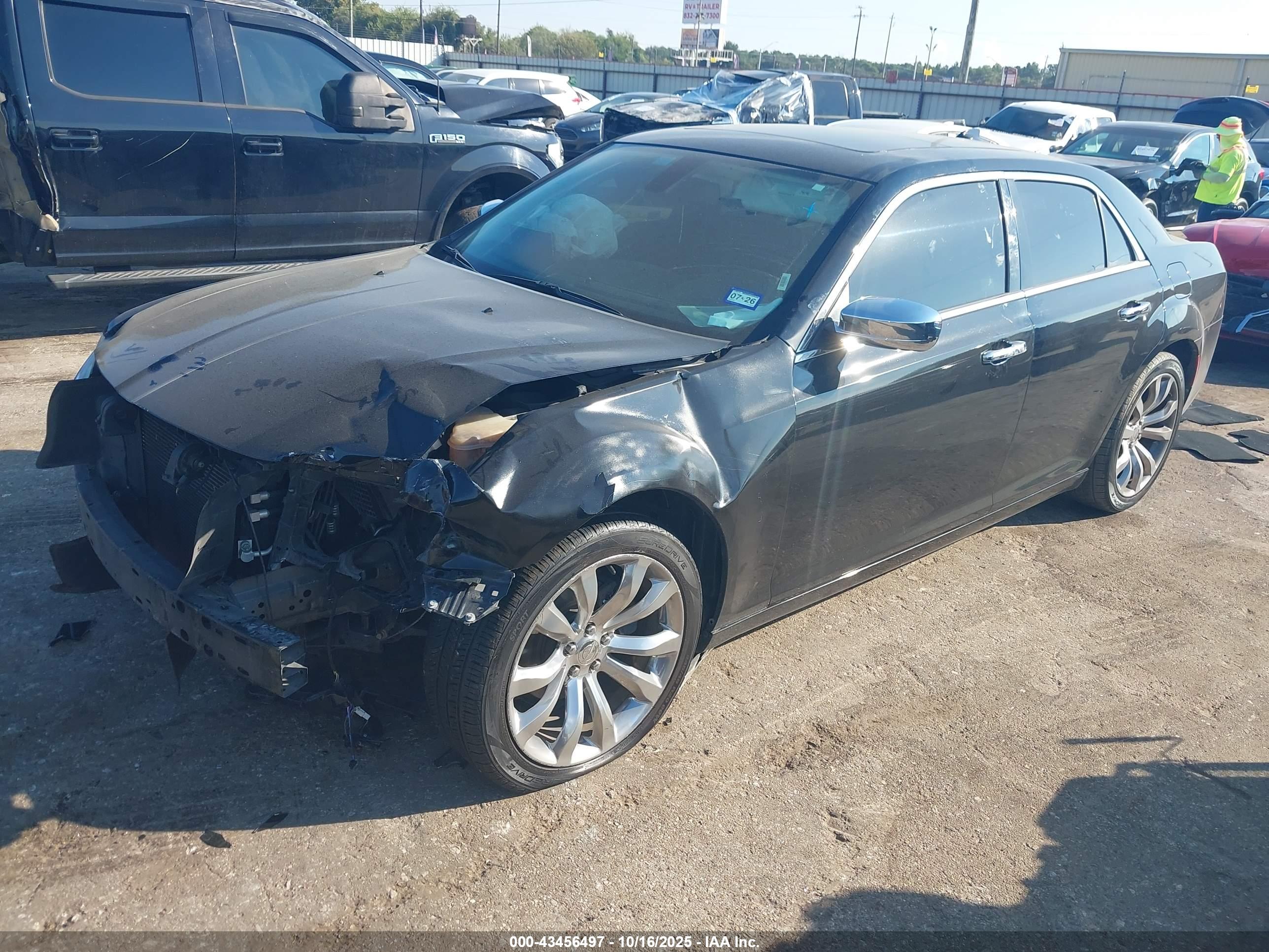 CHRYSLER 300 image 2
