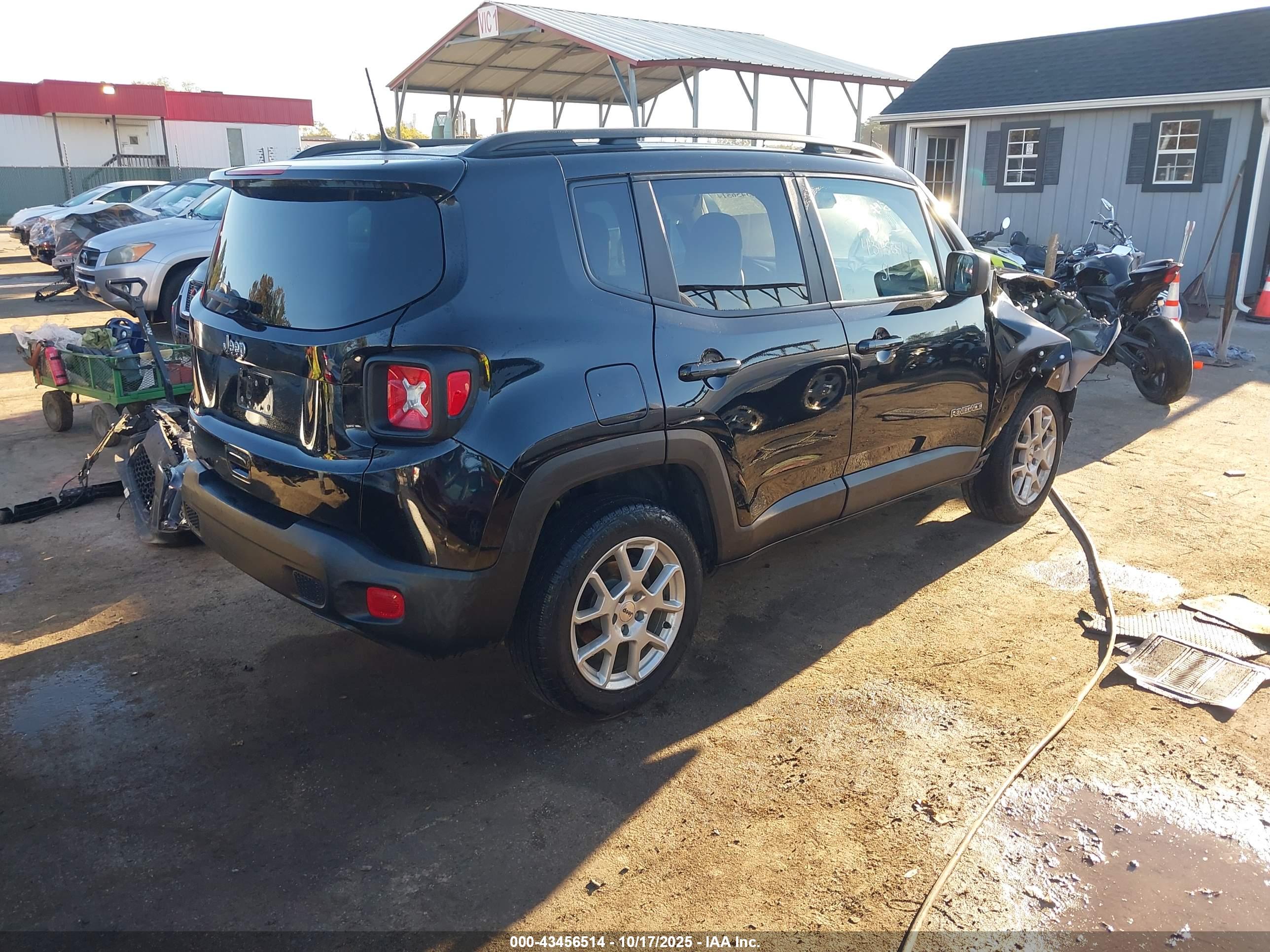 JEEP RENEGADE image 4